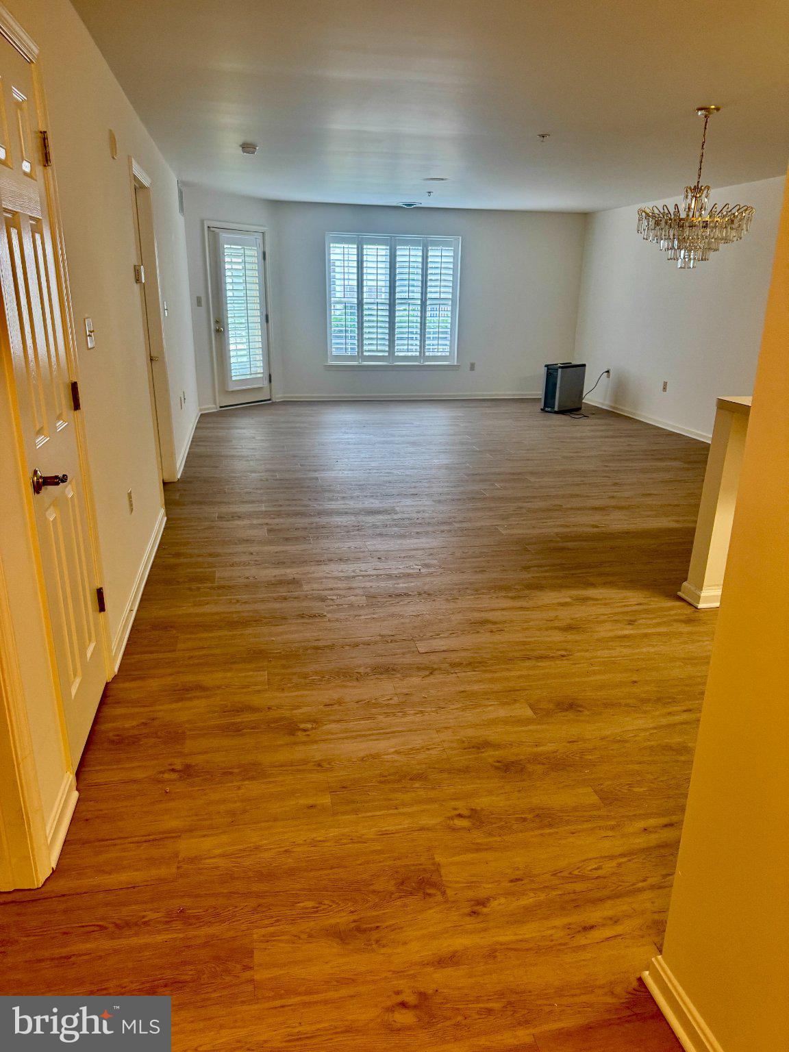 1103 S SCHUMAKER DRIVE C-006