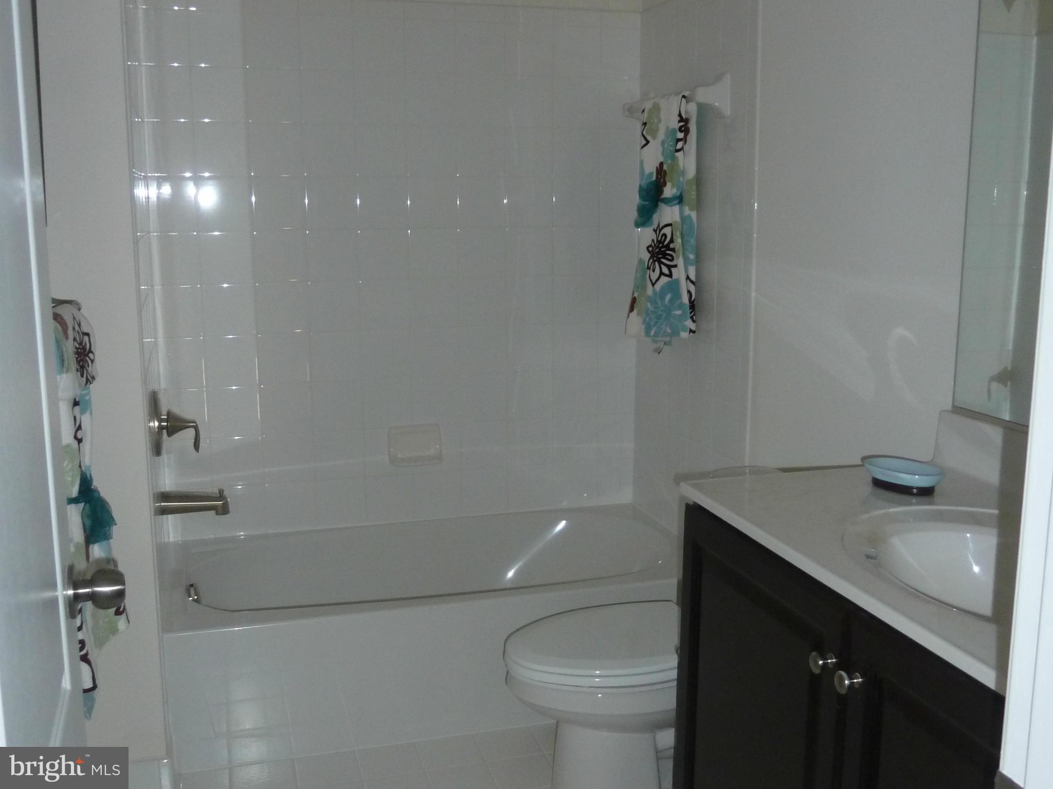 CREEKSIDE AT OSPREY LANDING - Residential