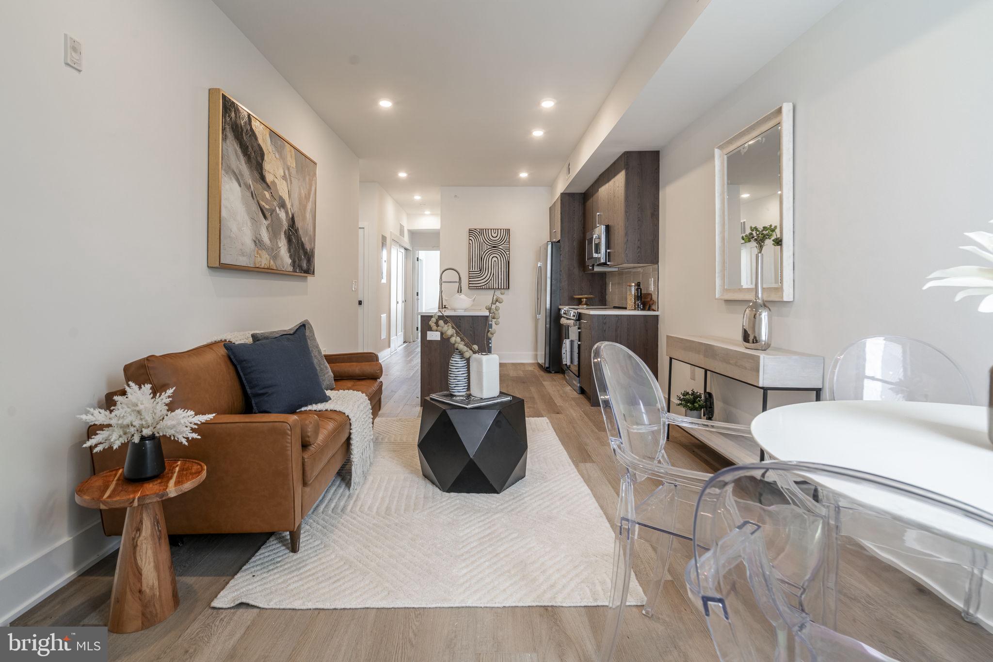 NORRIS SQUARE - Residential