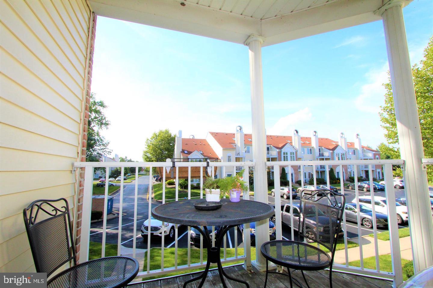 CRESTWOOD CONDO - Residential Lease