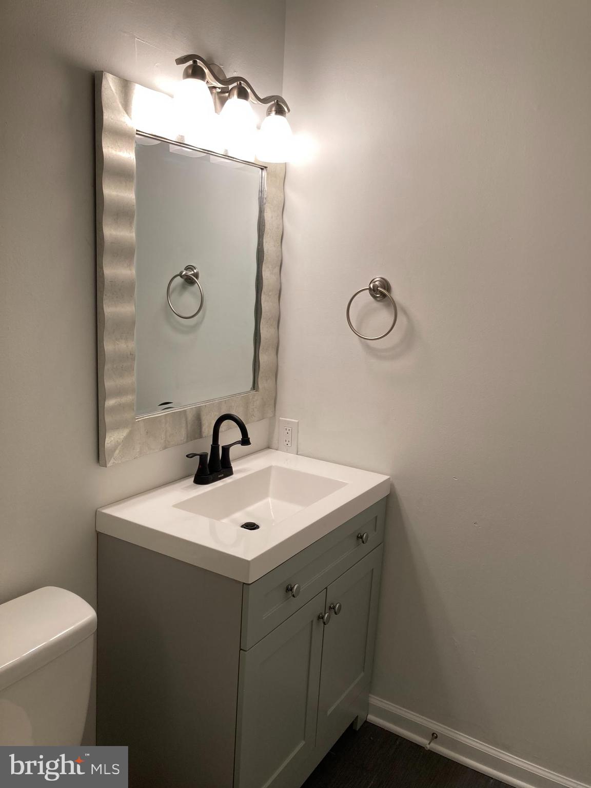 CRESTWOOD CONDO - Residential Lease