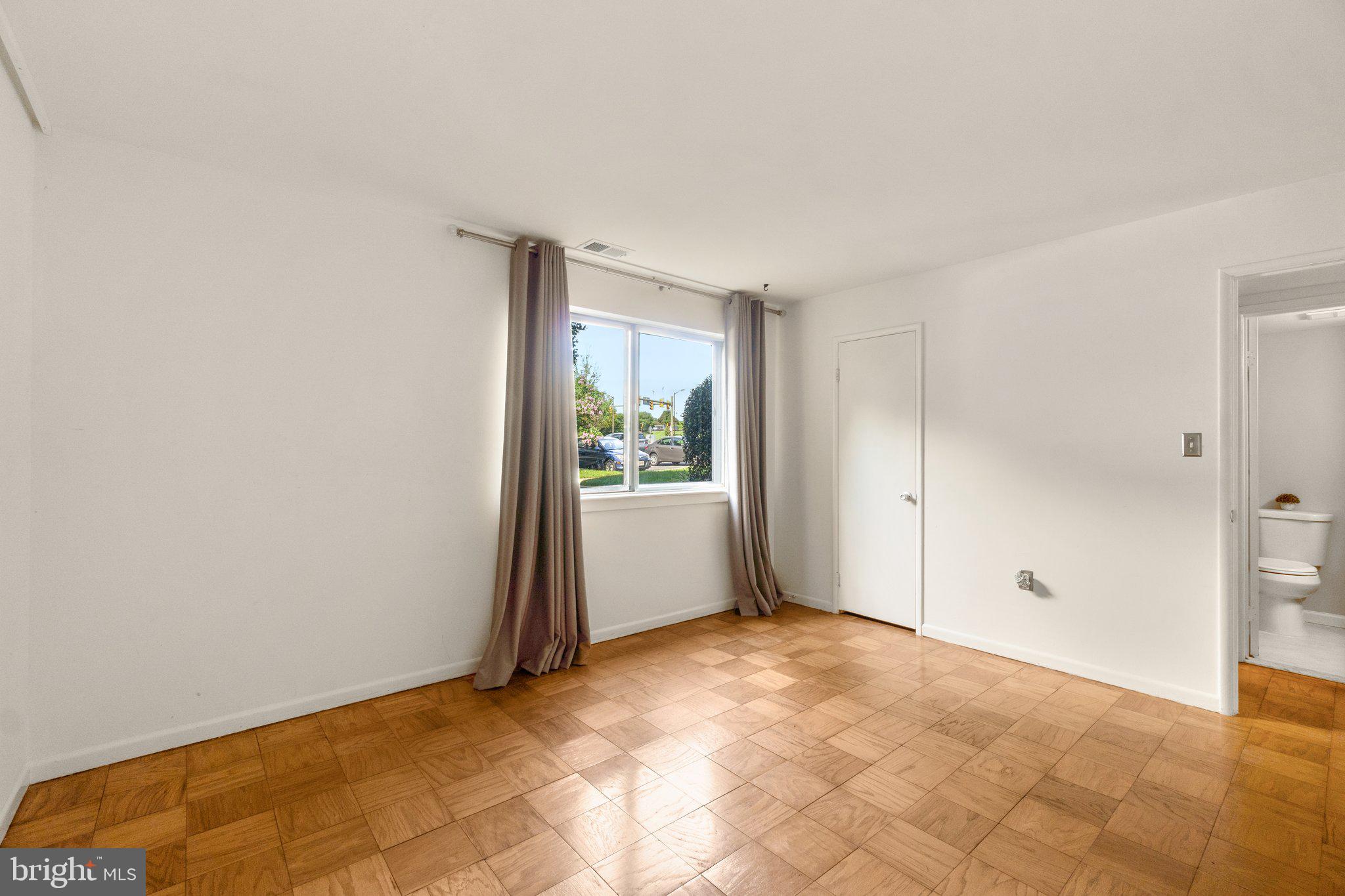 BRYANT GARDENS - Residential