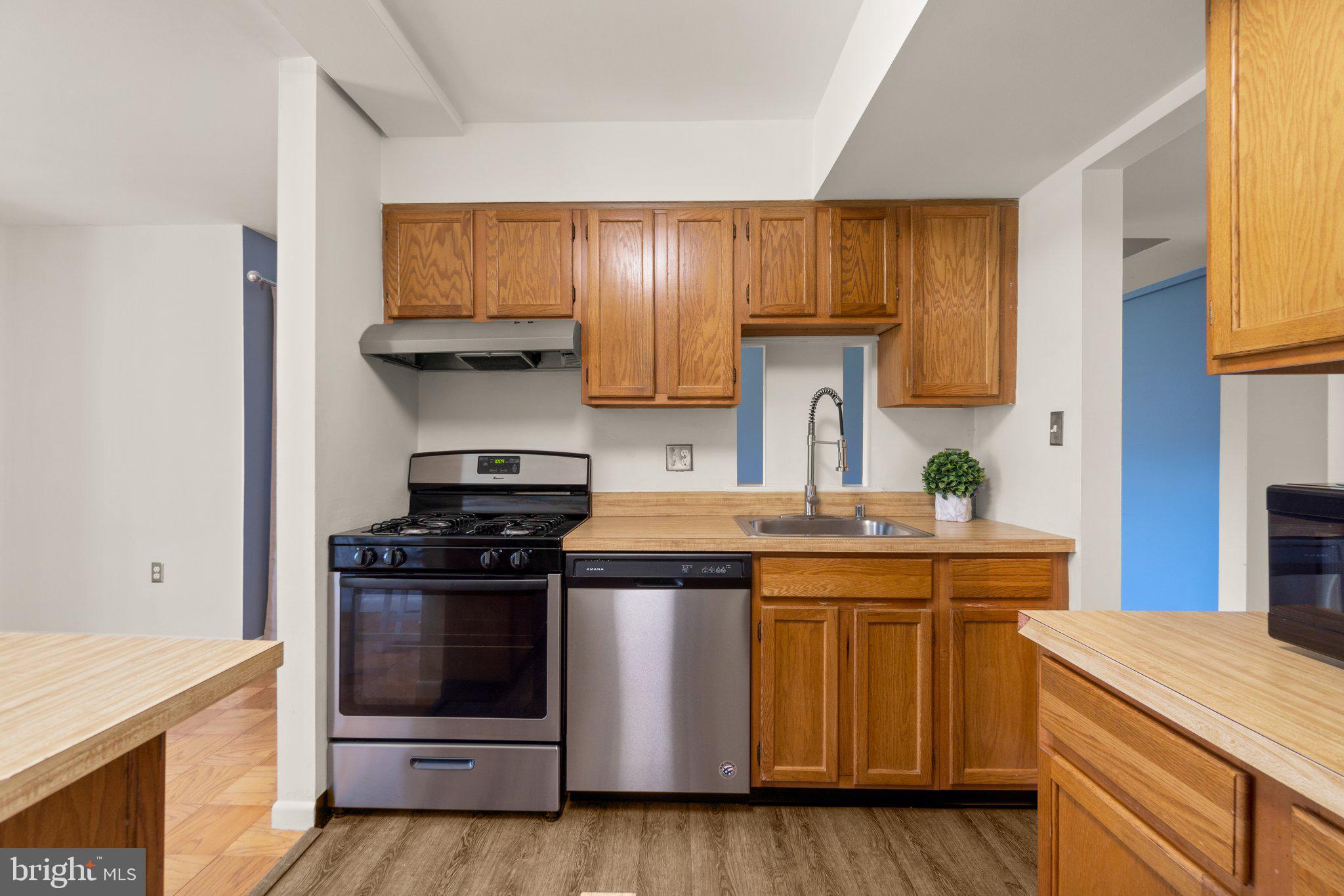 BRYANT GARDENS - Residential