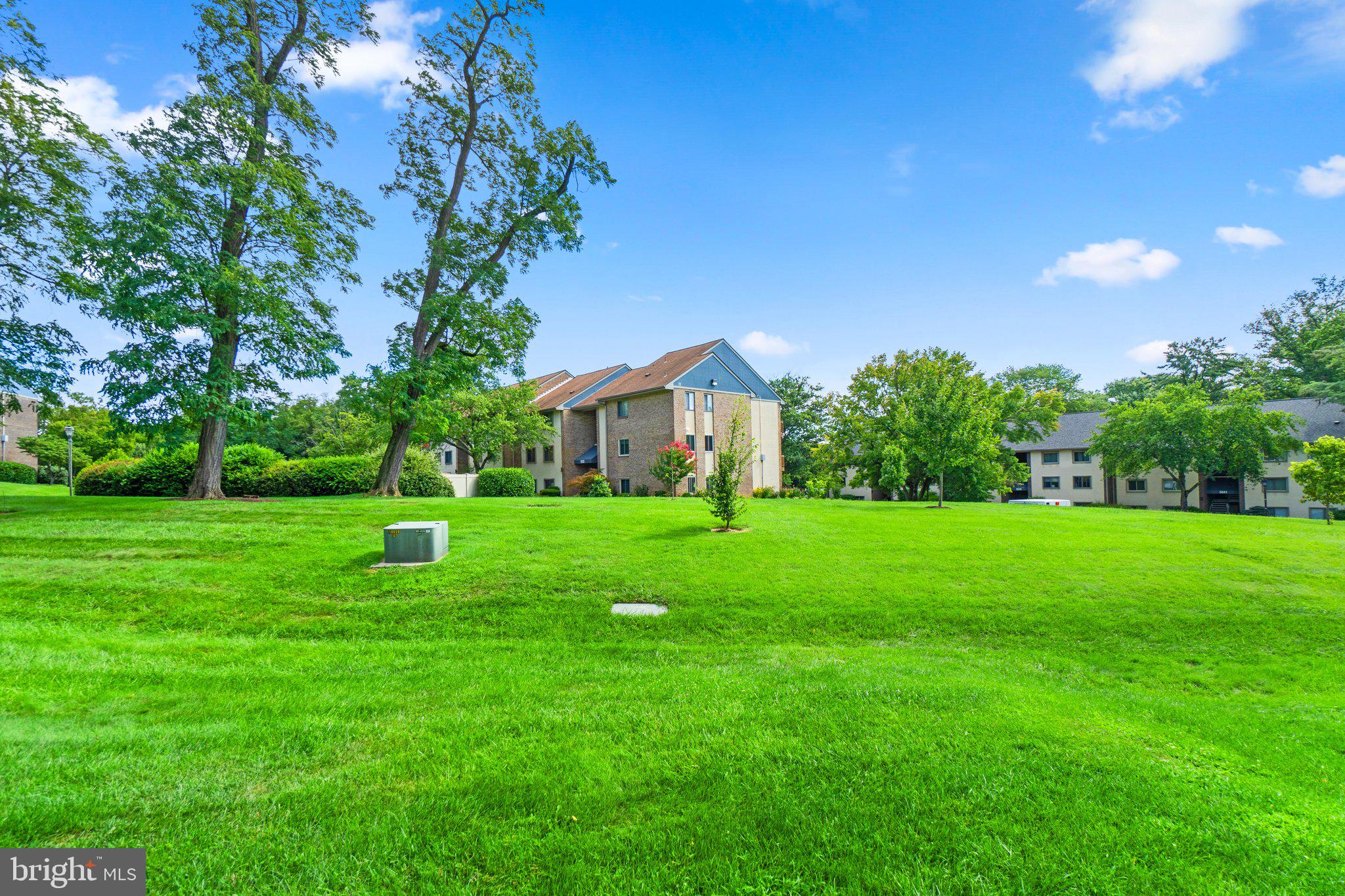 BRYANT GARDENS - Residential