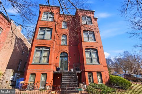 226 5TH STREET SE 102 WASHINGTON DC 20003