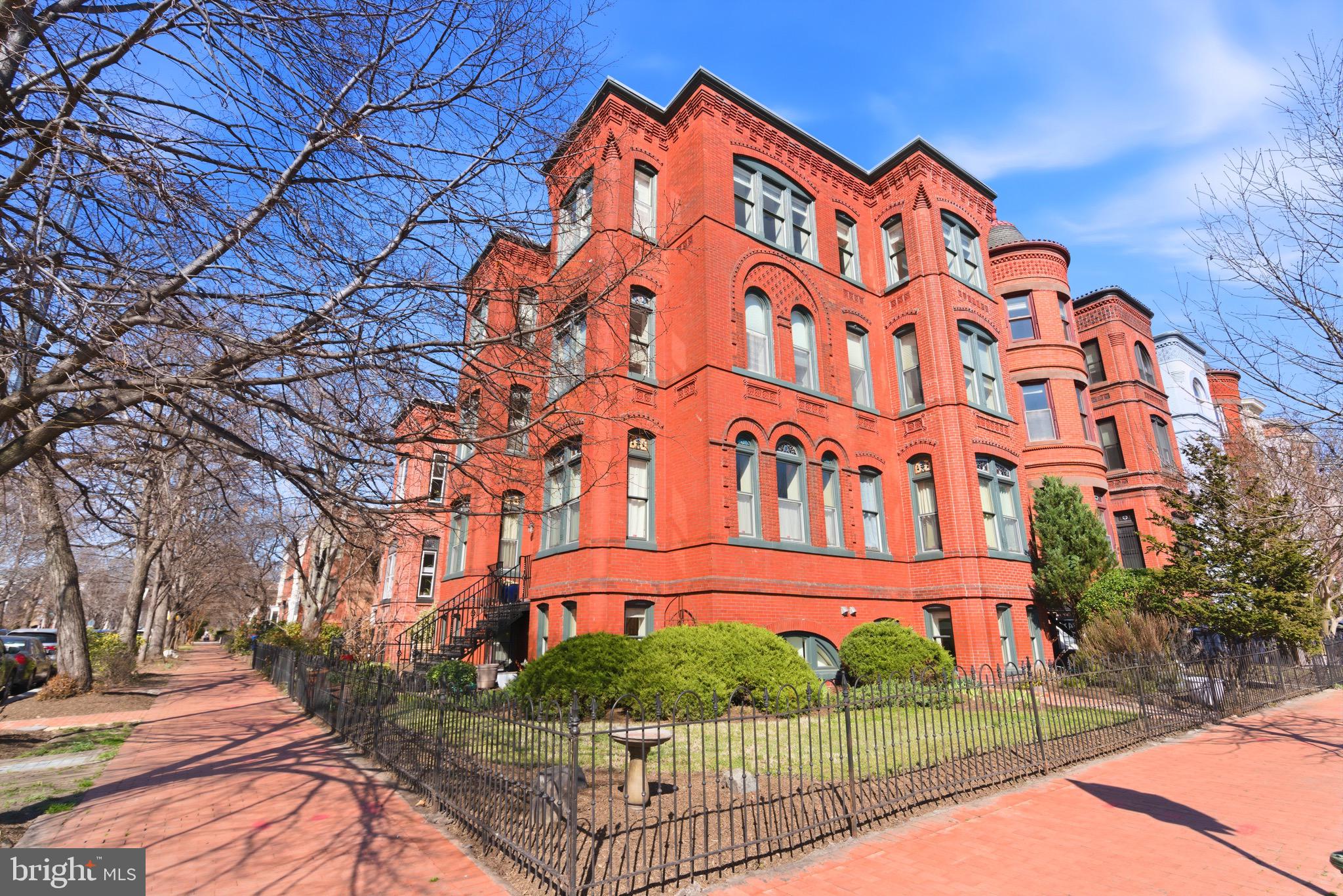 226 5TH STREET SE 102