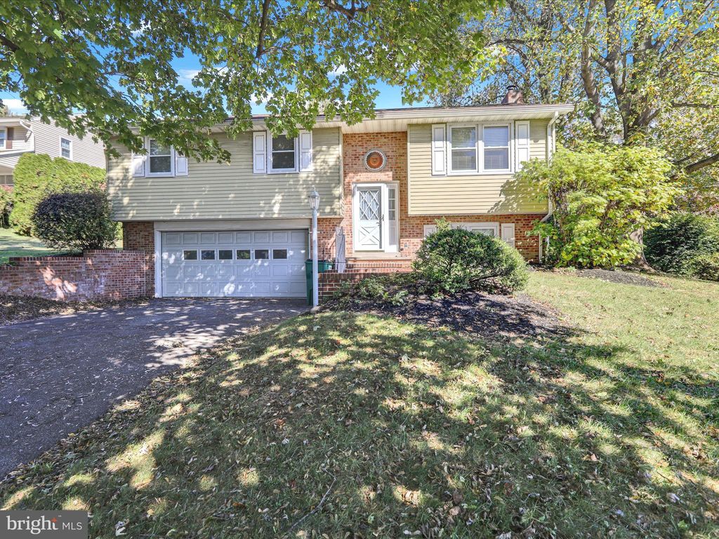 Photo of 4001 Circle Avenue, READING, PA 19606 (MLS # PABK2064336)