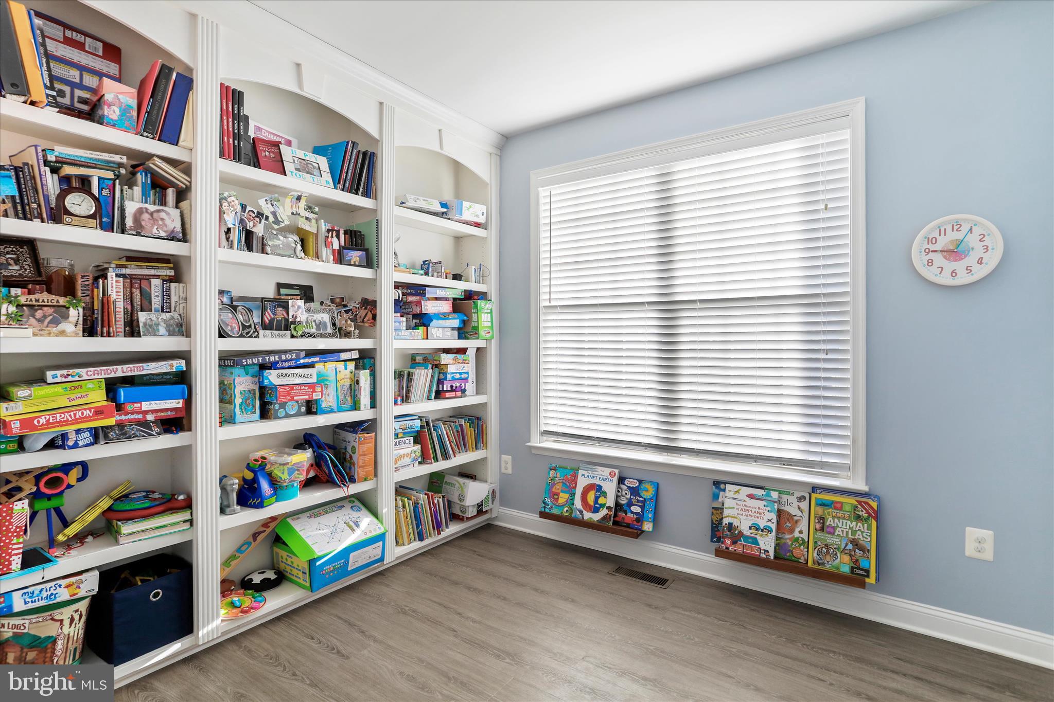 WILLOW RIDGE - Residential