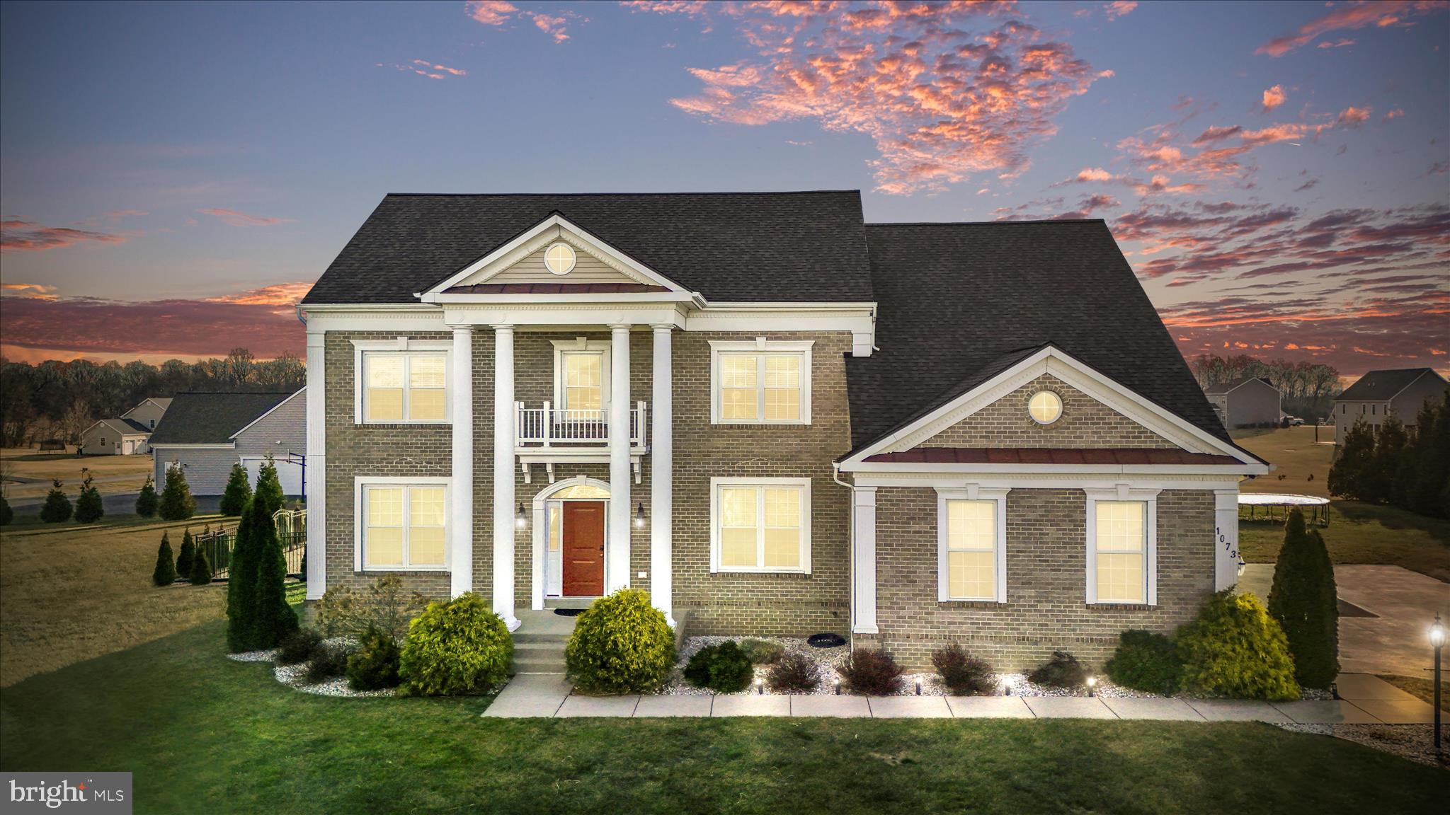 WILLOW RIDGE - Residential