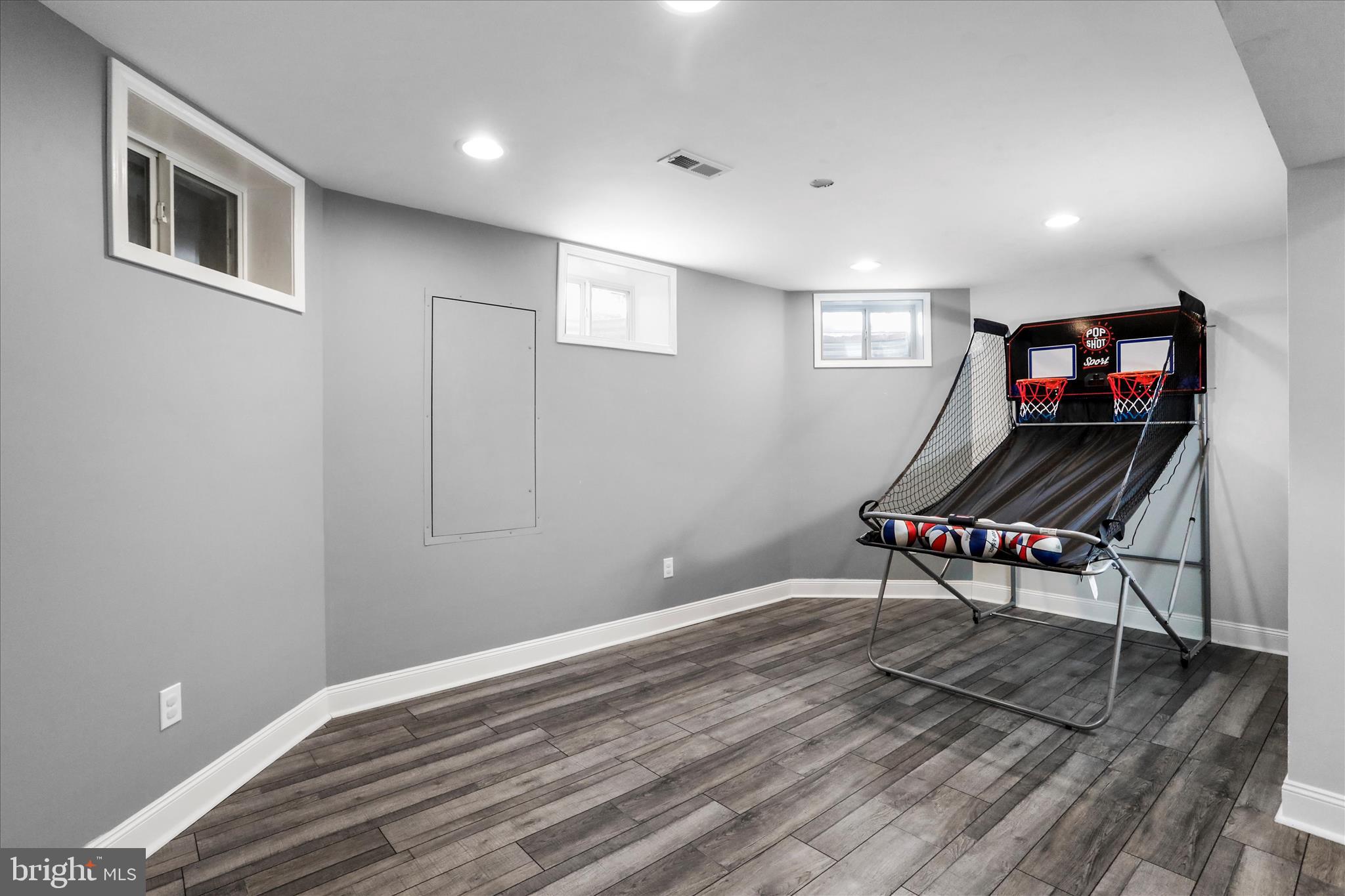 WILLOW RIDGE - Residential