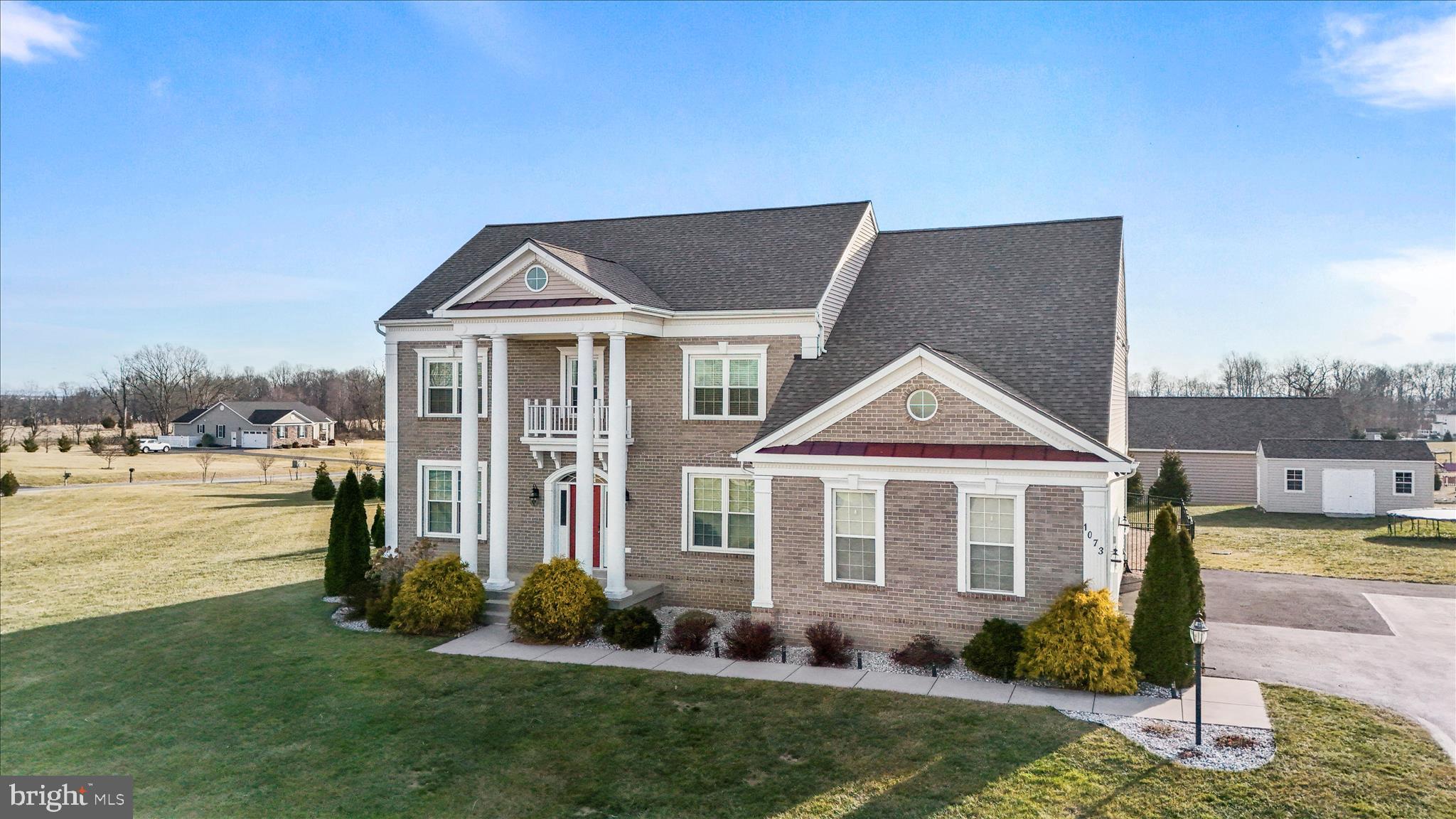 WILLOW RIDGE - Residential