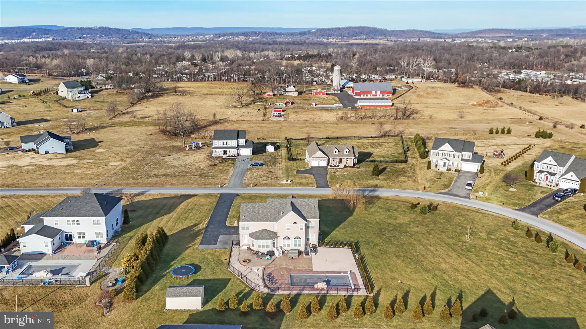 WILLOW RIDGE - Residential