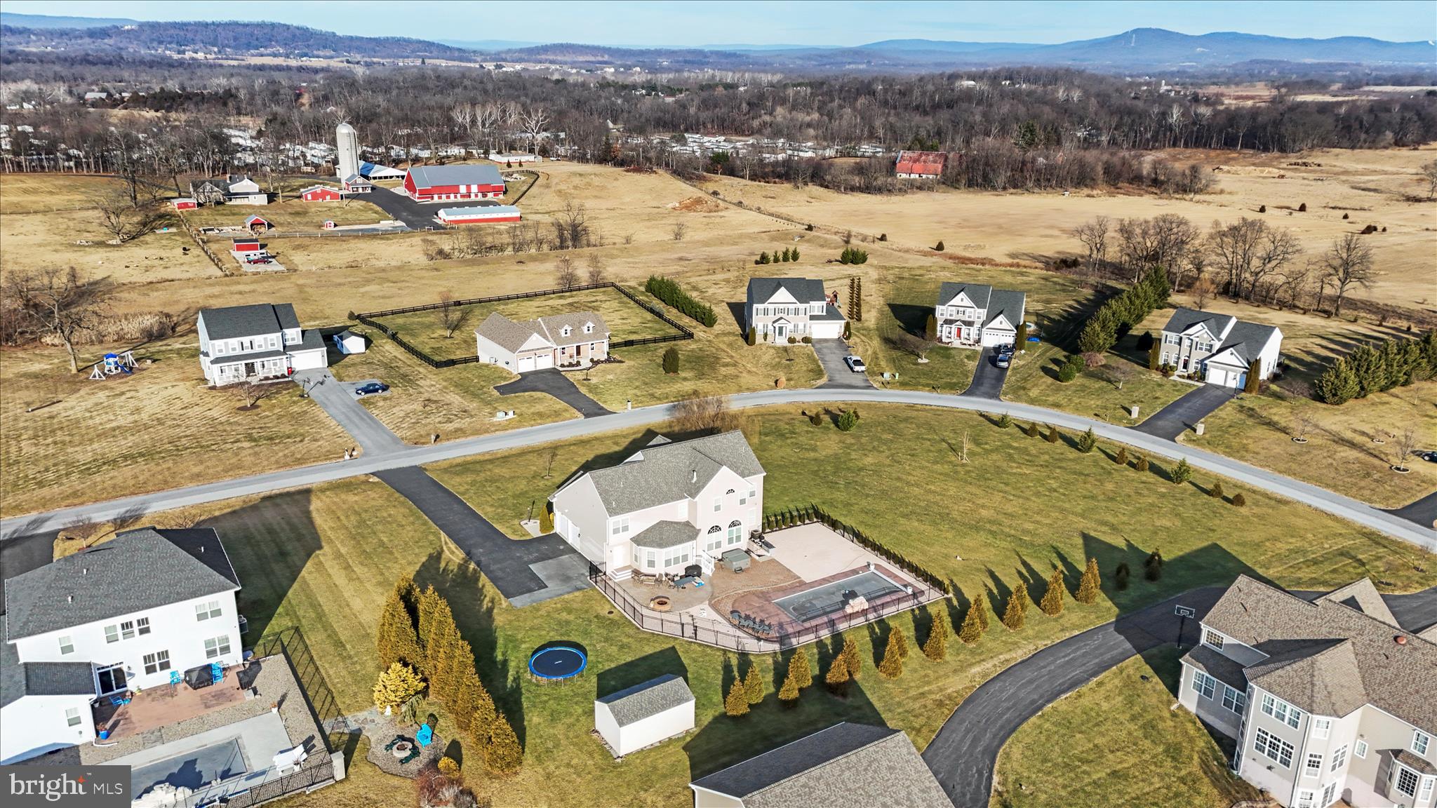 WILLOW RIDGE - Residential