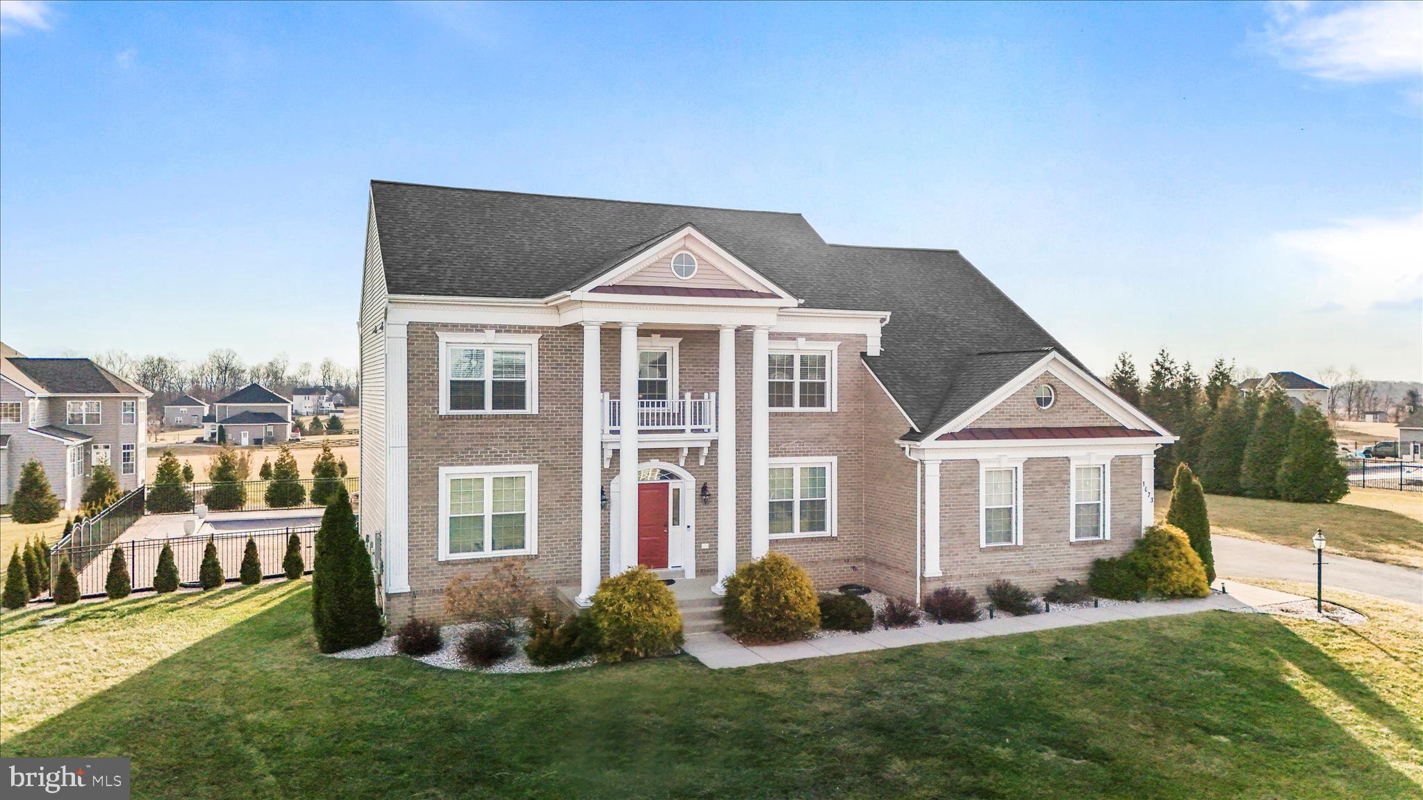 WILLOW RIDGE - Residential