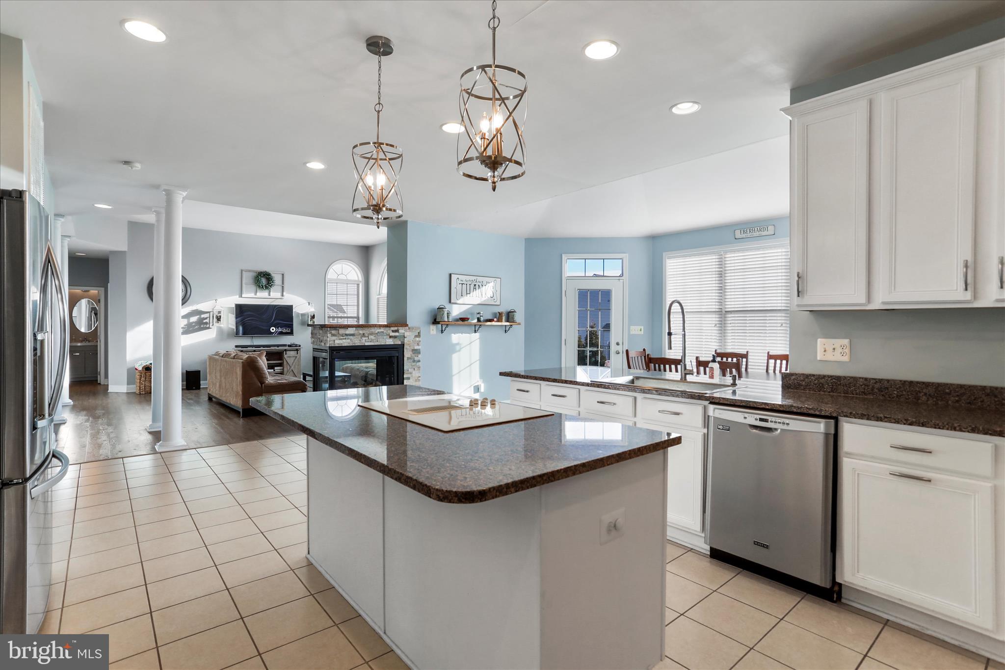 WILLOW RIDGE - Residential