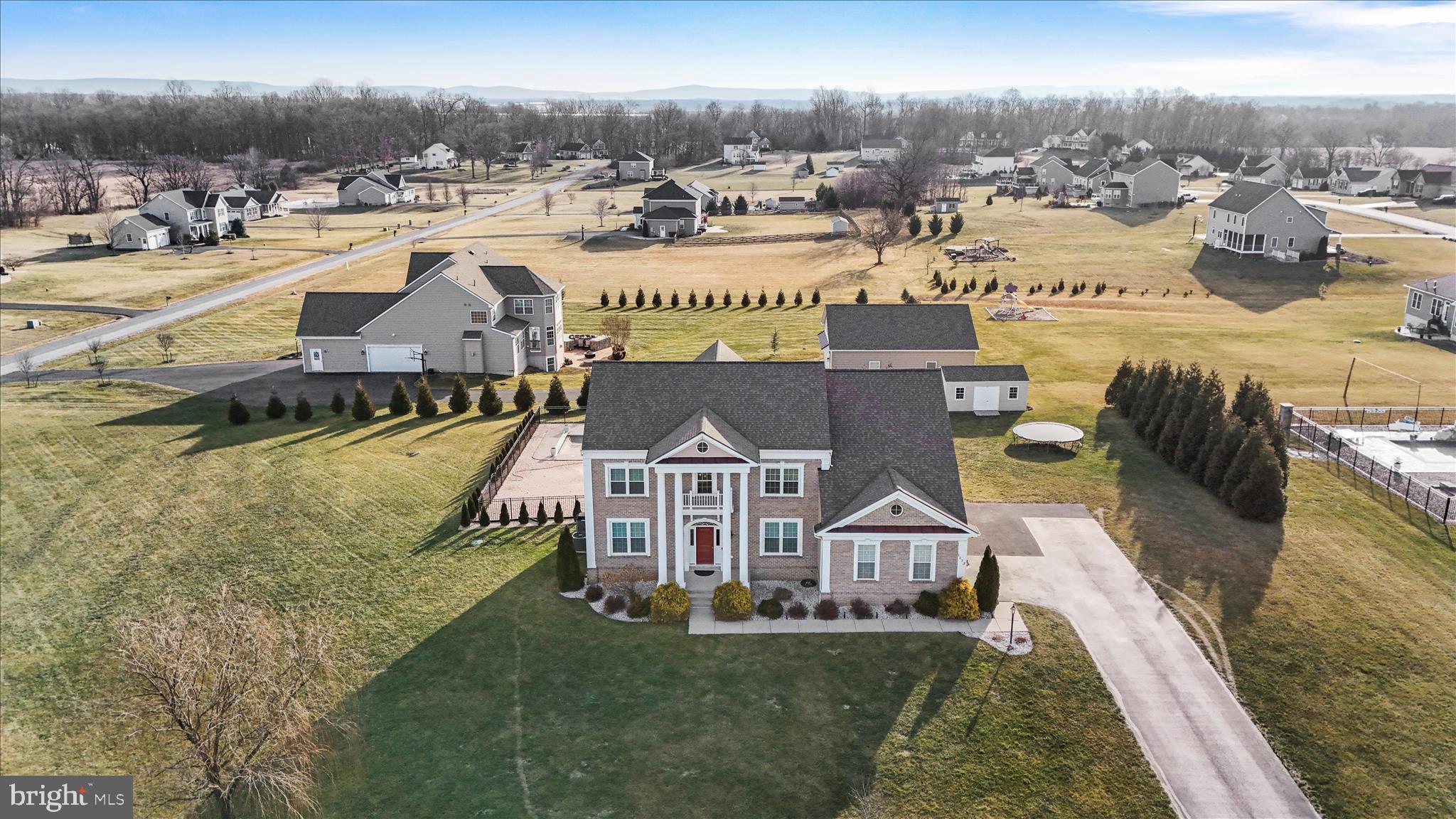 WILLOW RIDGE - Residential