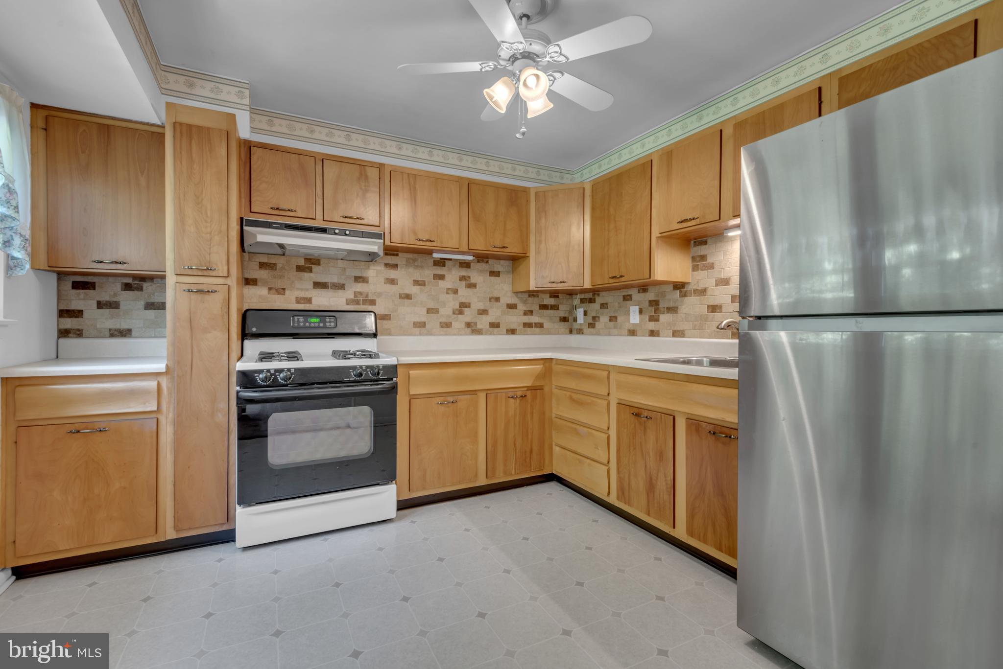 LANDHAVEN - Residential