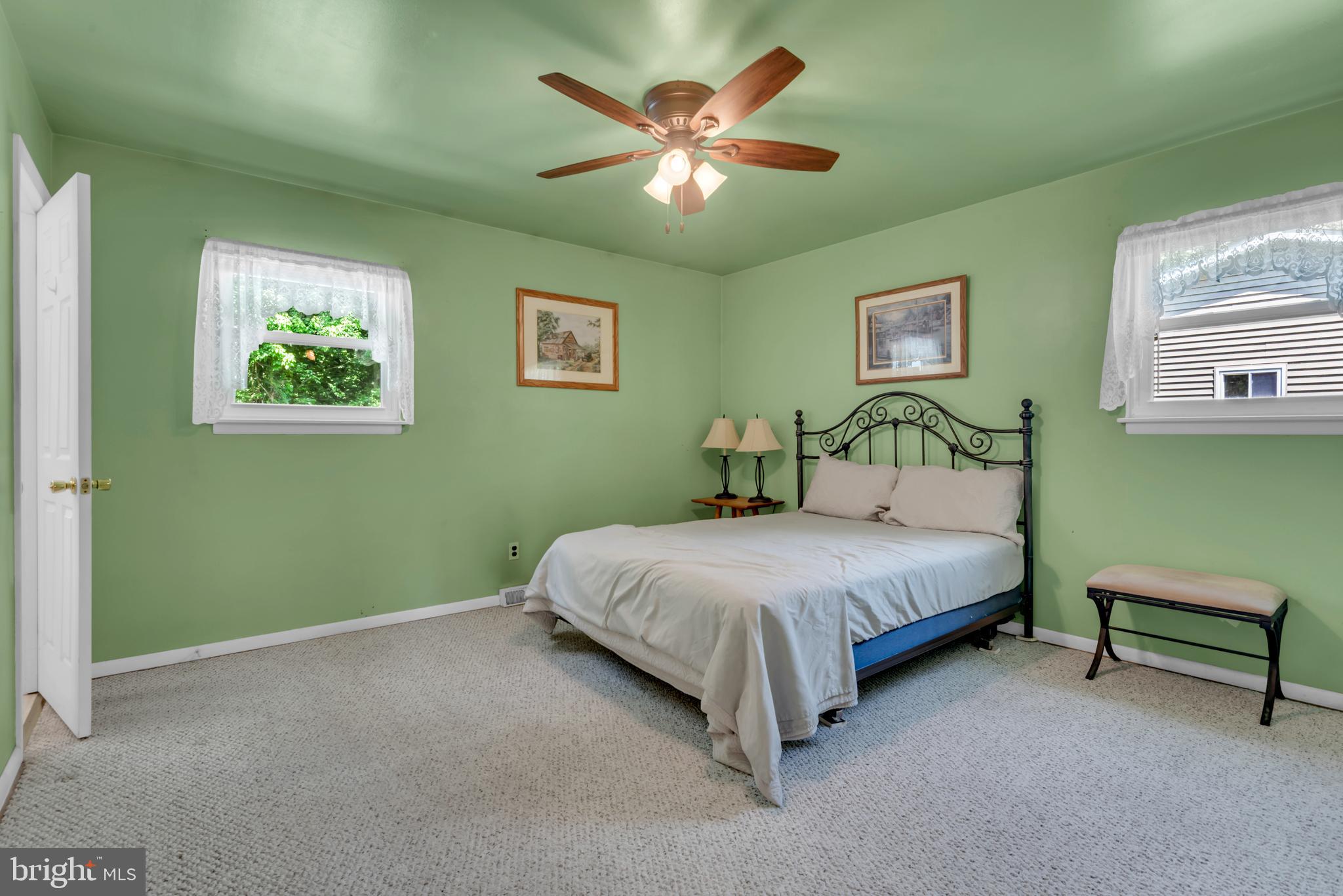LANDHAVEN - Residential
