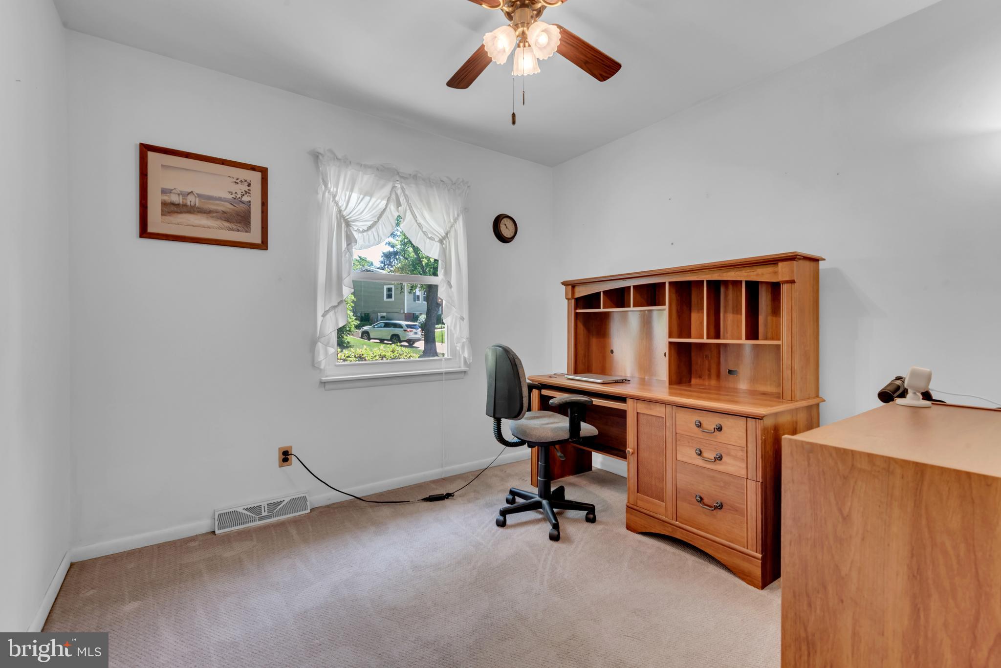 LANDHAVEN - Residential