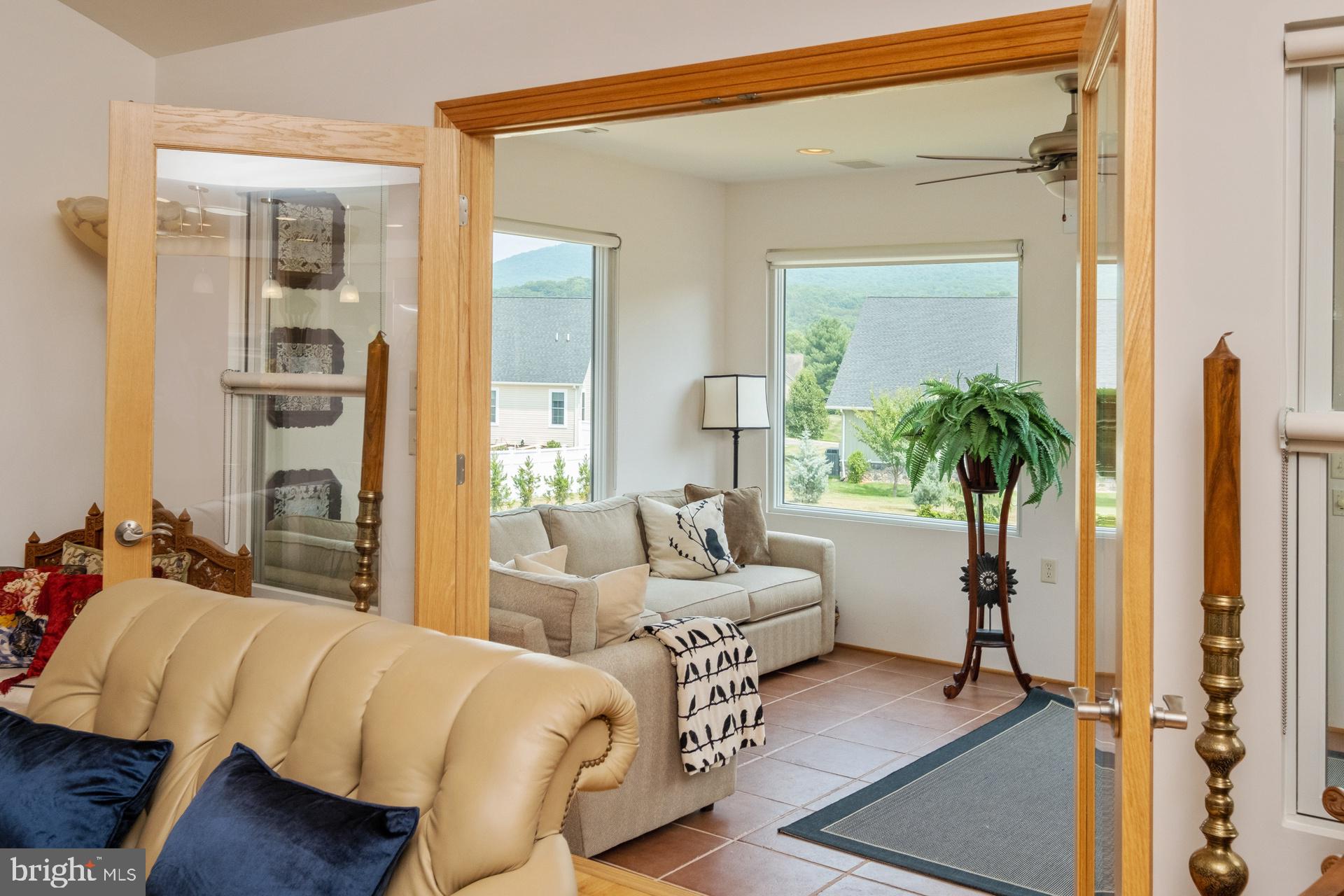 FAIRWAY MANOR - Residential