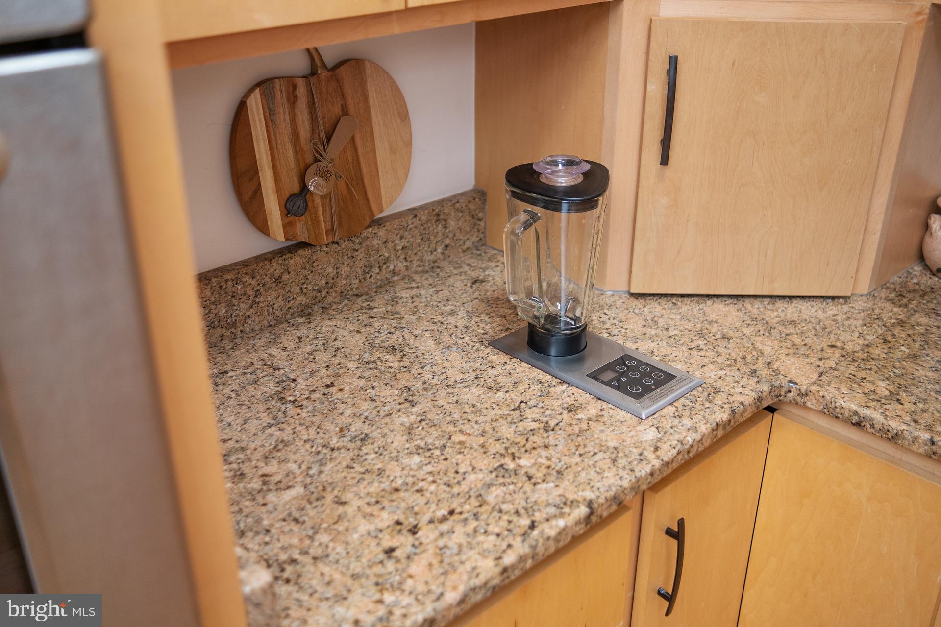 FAIRWAY MANOR - Residential