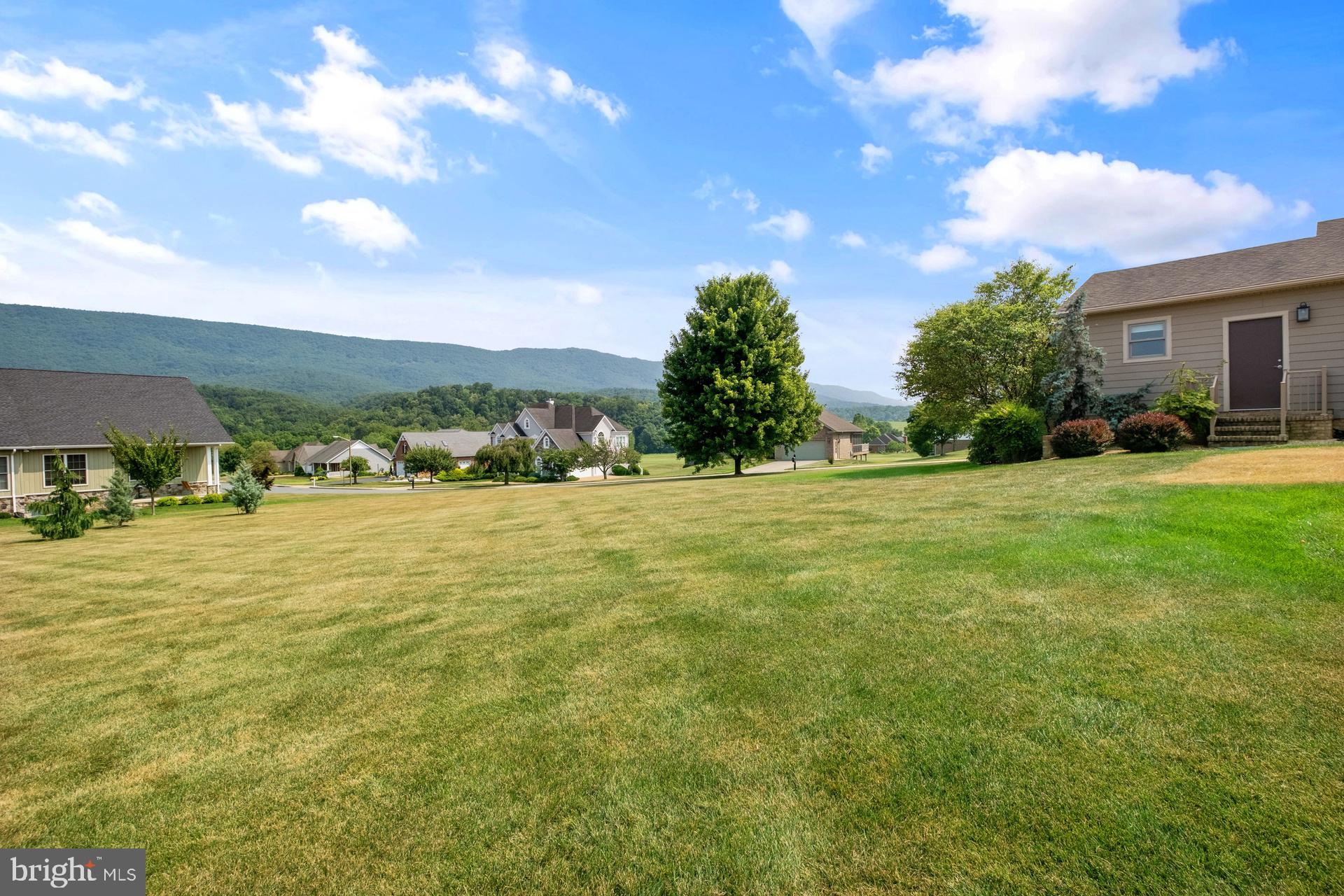 FAIRWAY MANOR - Residential