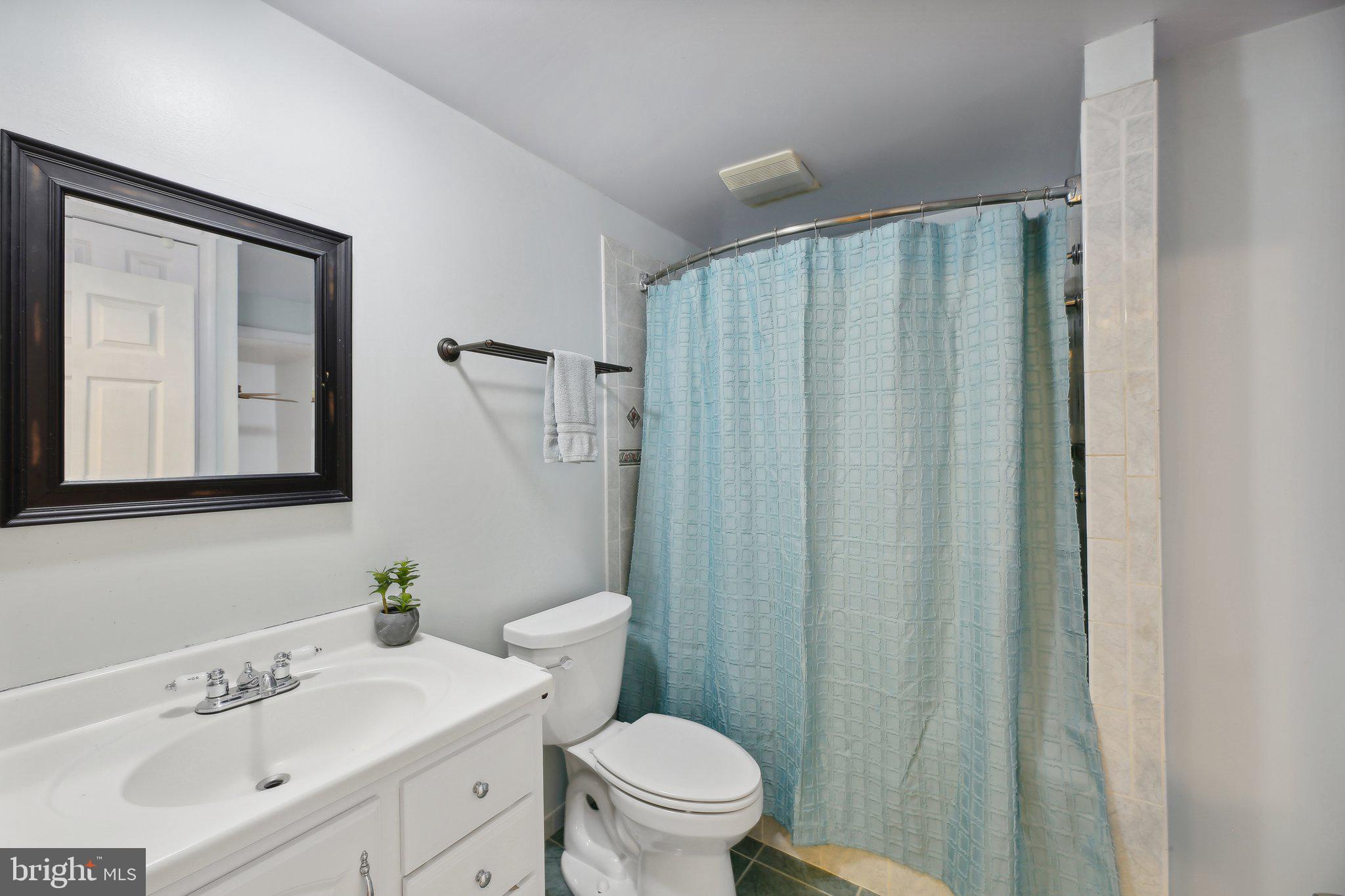 CHARLENE - Residential