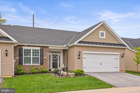 415 HAWTHORN LANE 3 HANOVER PA 17331