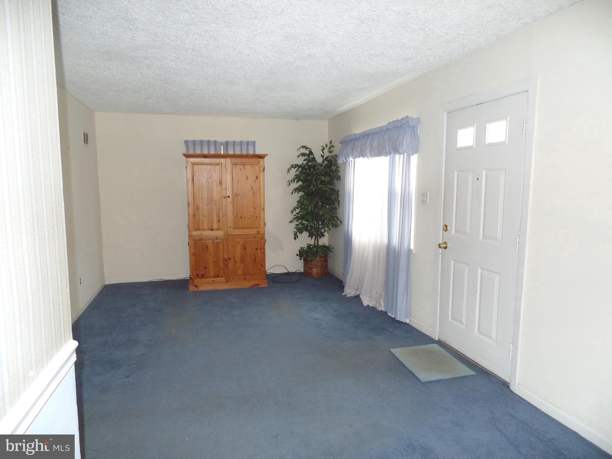 PIMMIT HILLS - Residential