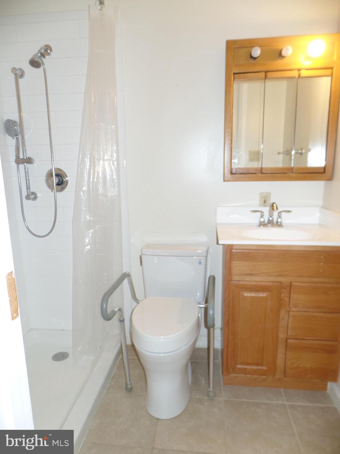 PIMMIT HILLS - Residential