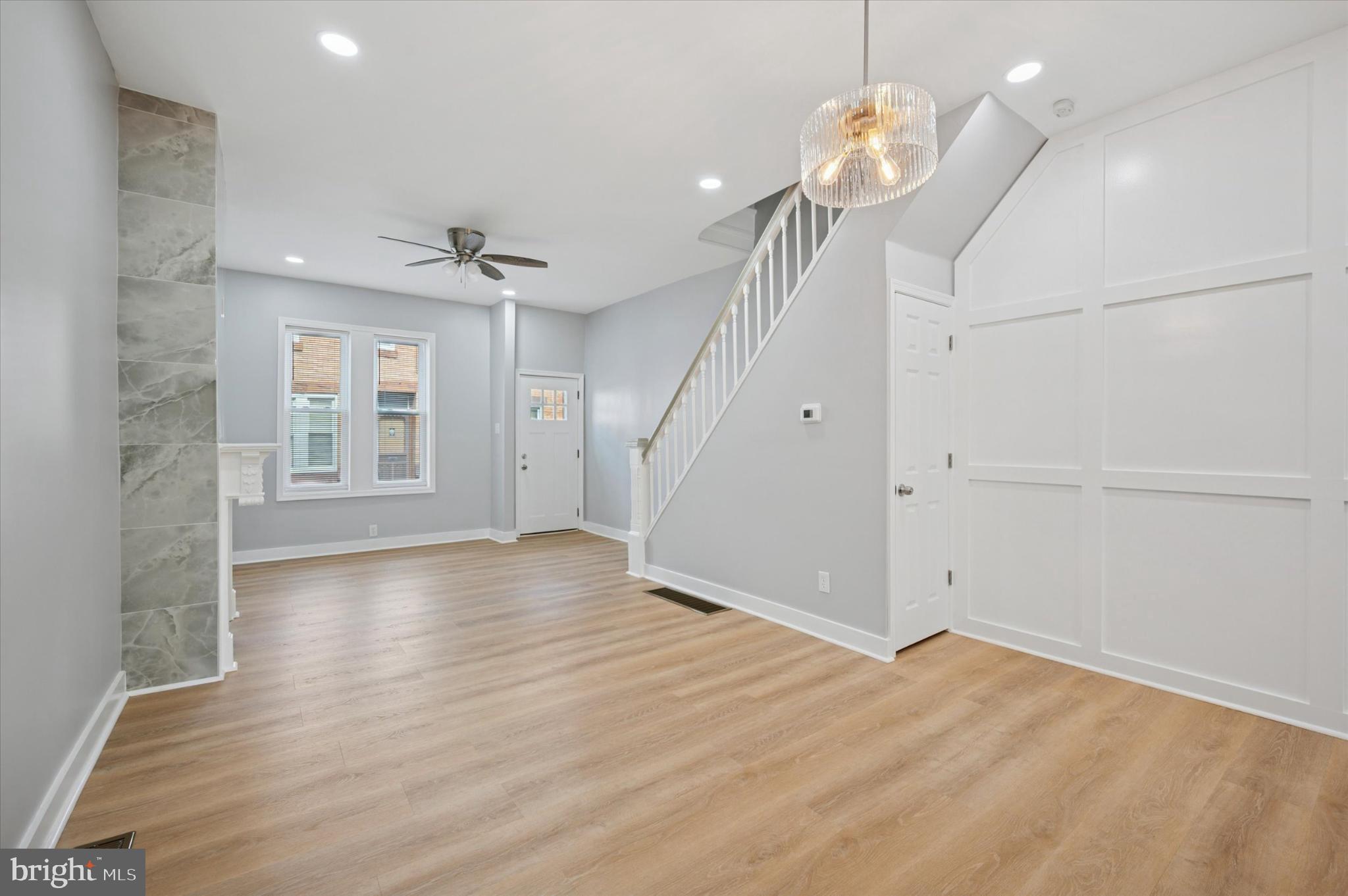 2816 W ALBERT STREET