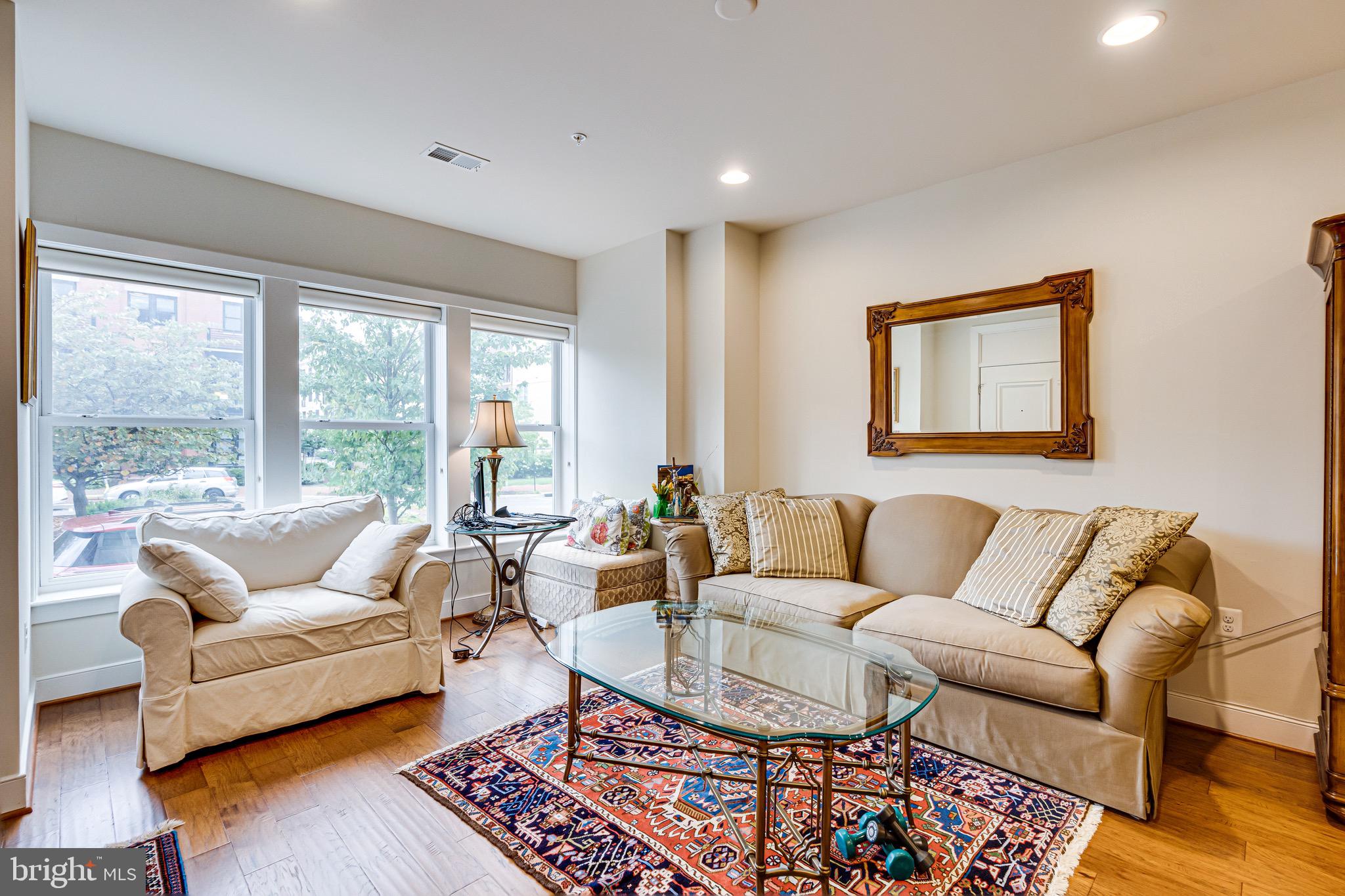 POTOMAC YARD CONDOMINIUM - Residential Lease