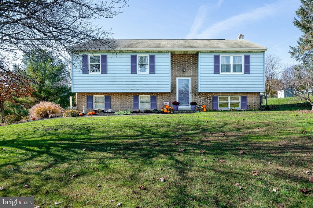 Photo of 1424 SUSQUEHANNOCK DR, DRUMORE, PA 17518 (MLS # PALA2026886)