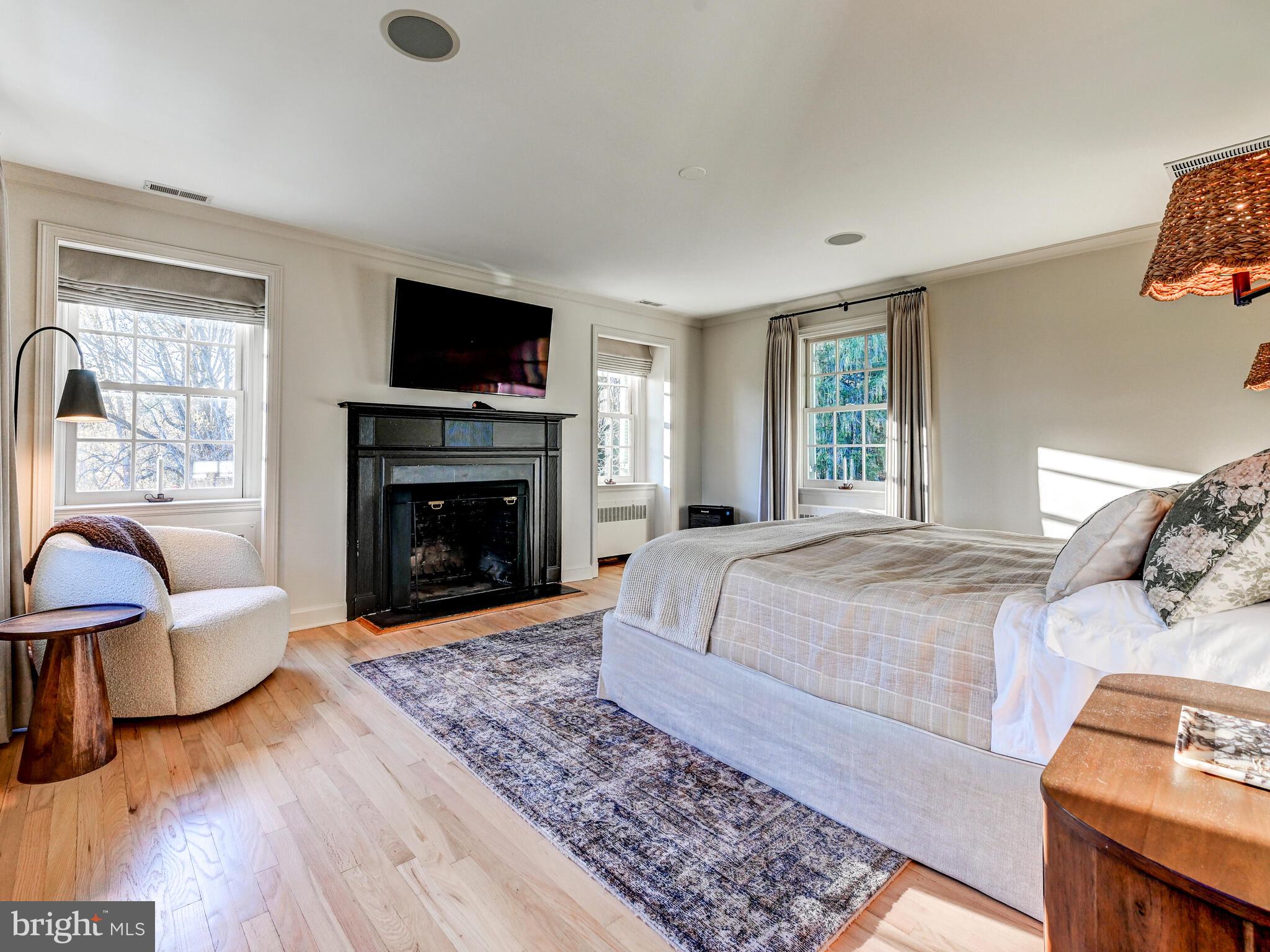 FALLS ROAD CORRIDOR - Residential