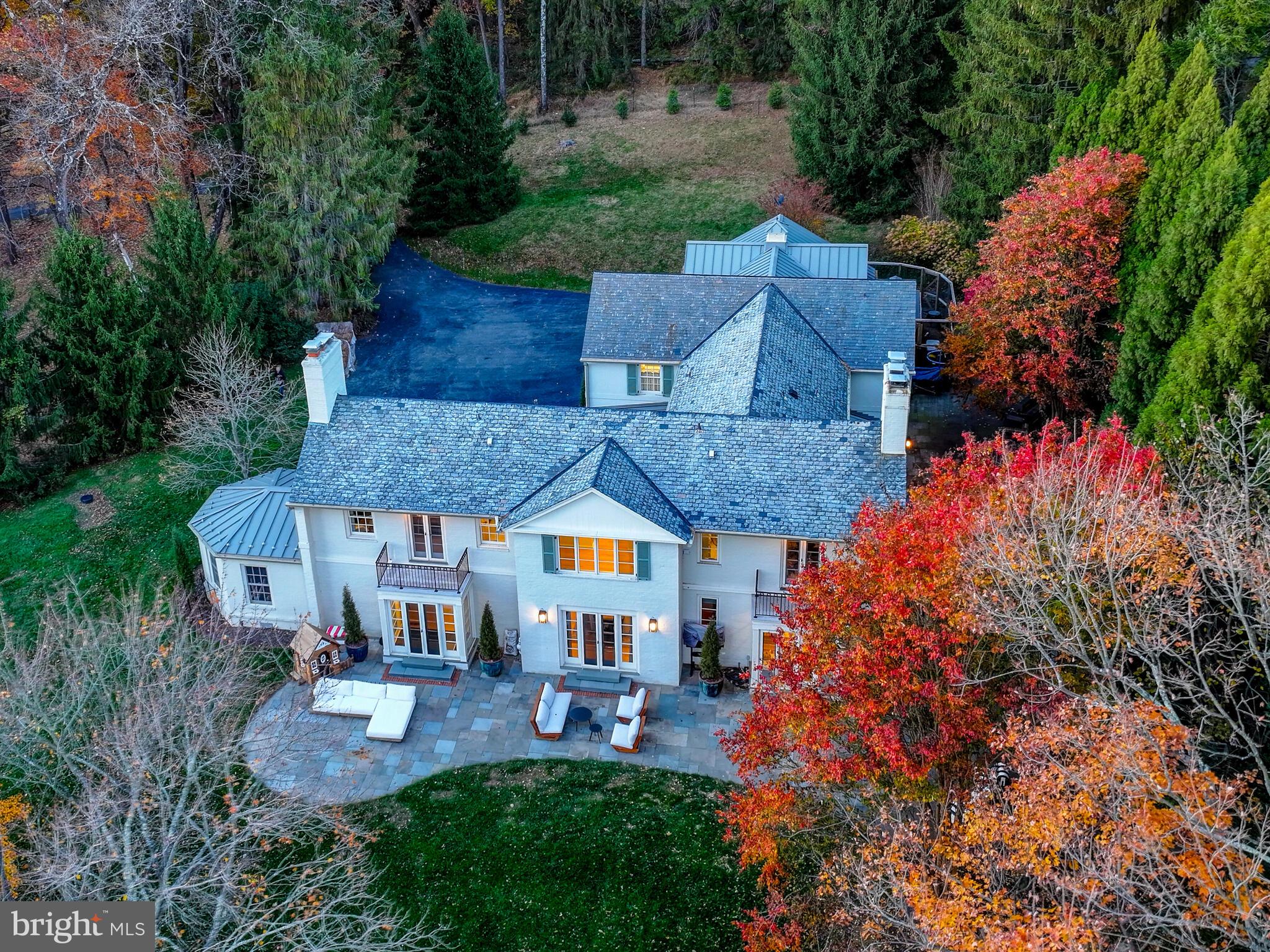 FALLS ROAD CORRIDOR - Residential