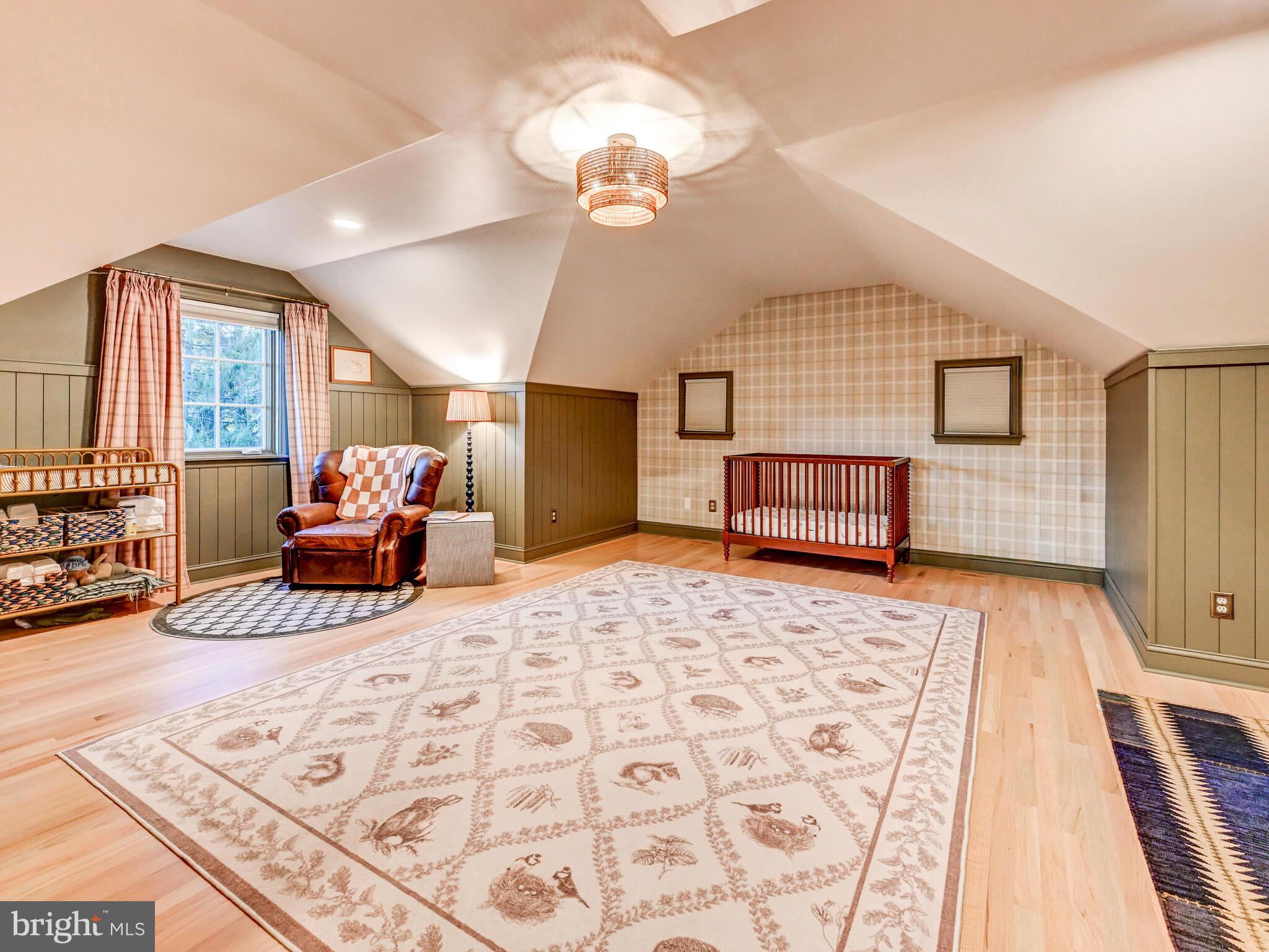 FALLS ROAD CORRIDOR - Residential