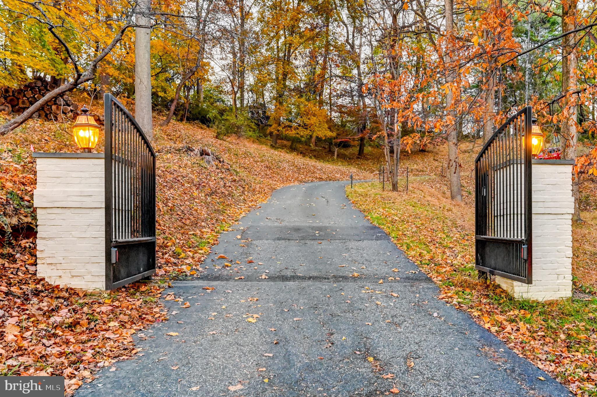 FALLS ROAD CORRIDOR - Residential