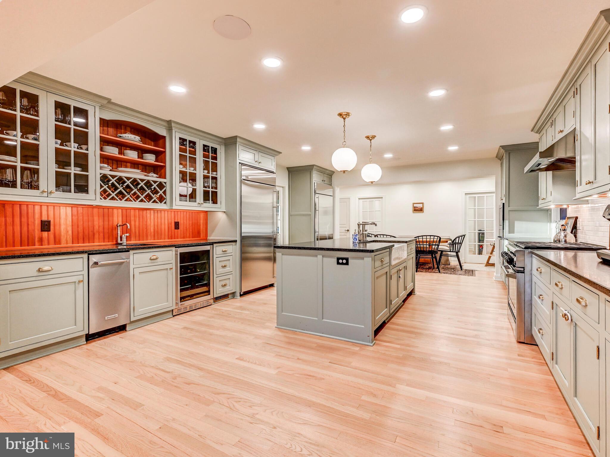 FALLS ROAD CORRIDOR - Residential