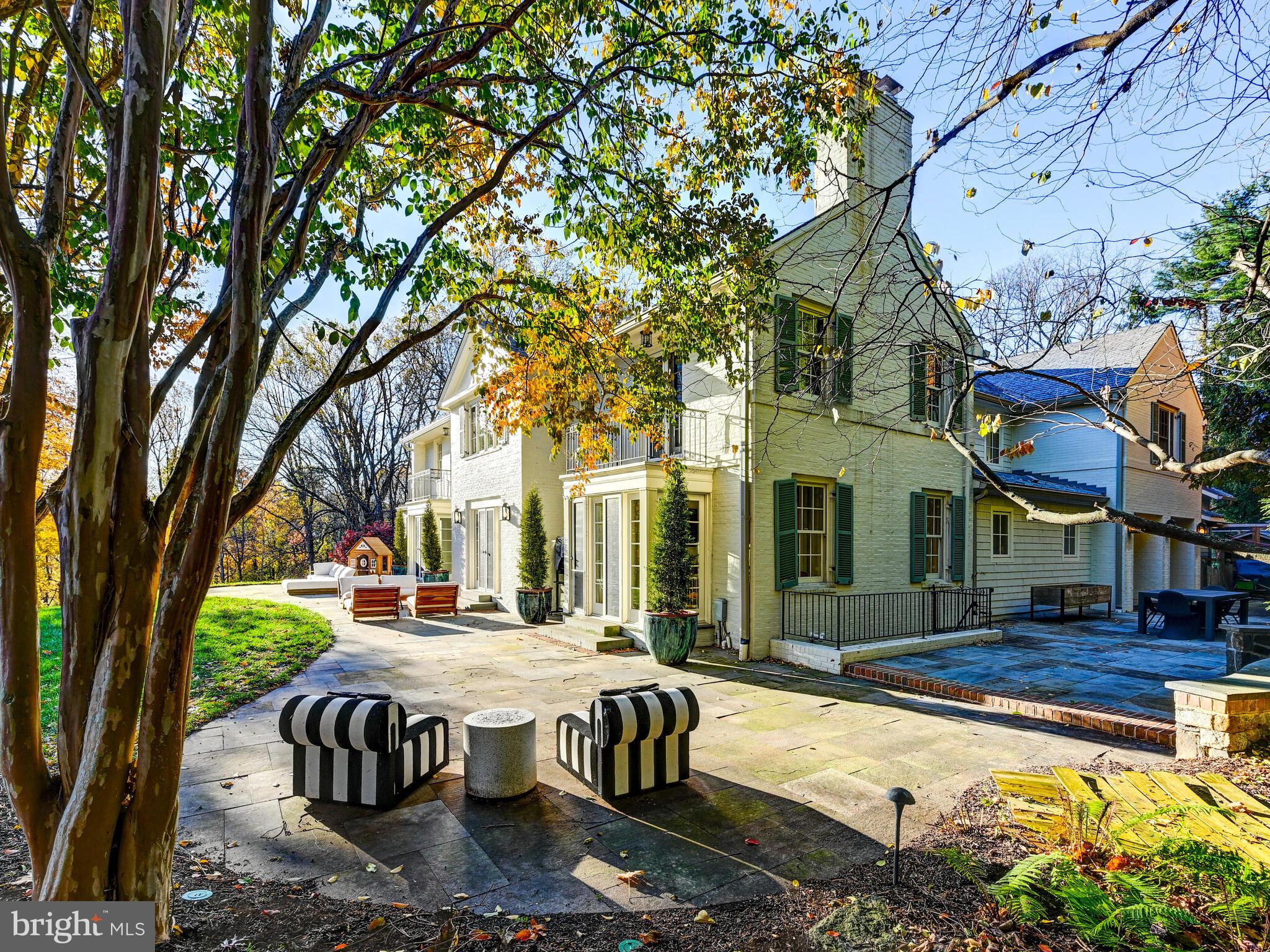 FALLS ROAD CORRIDOR - Residential