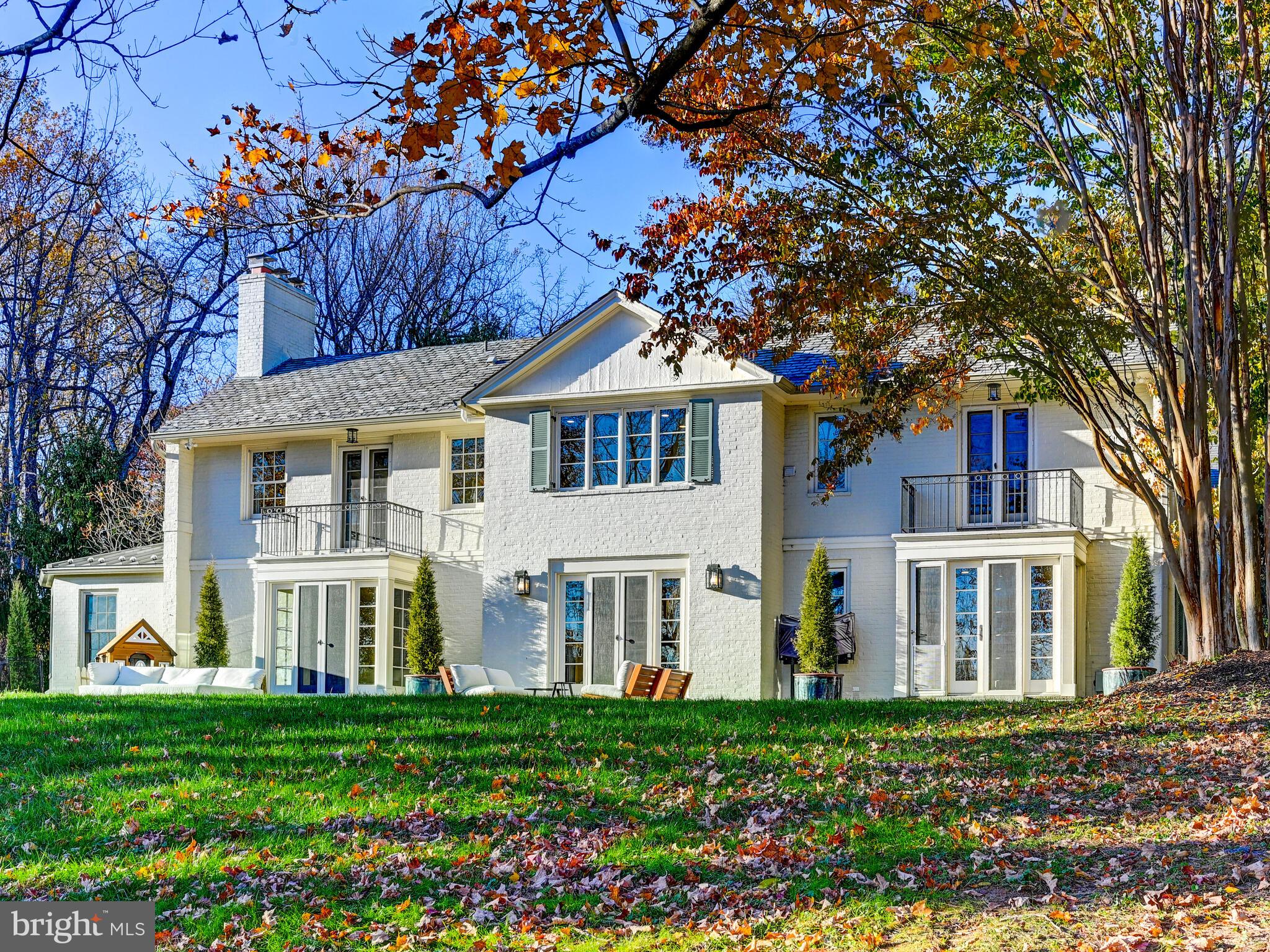 FALLS ROAD CORRIDOR - Residential