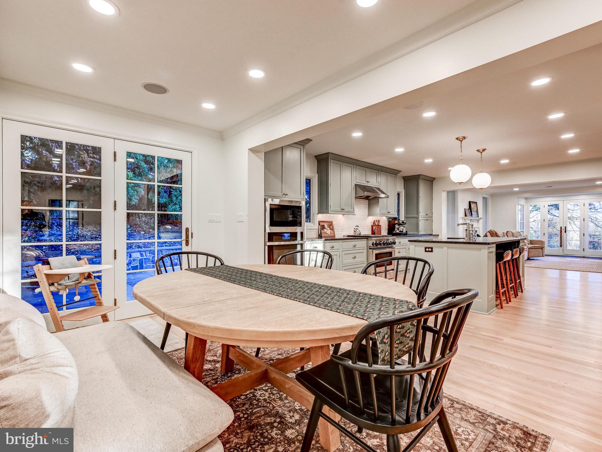 FALLS ROAD CORRIDOR - Residential