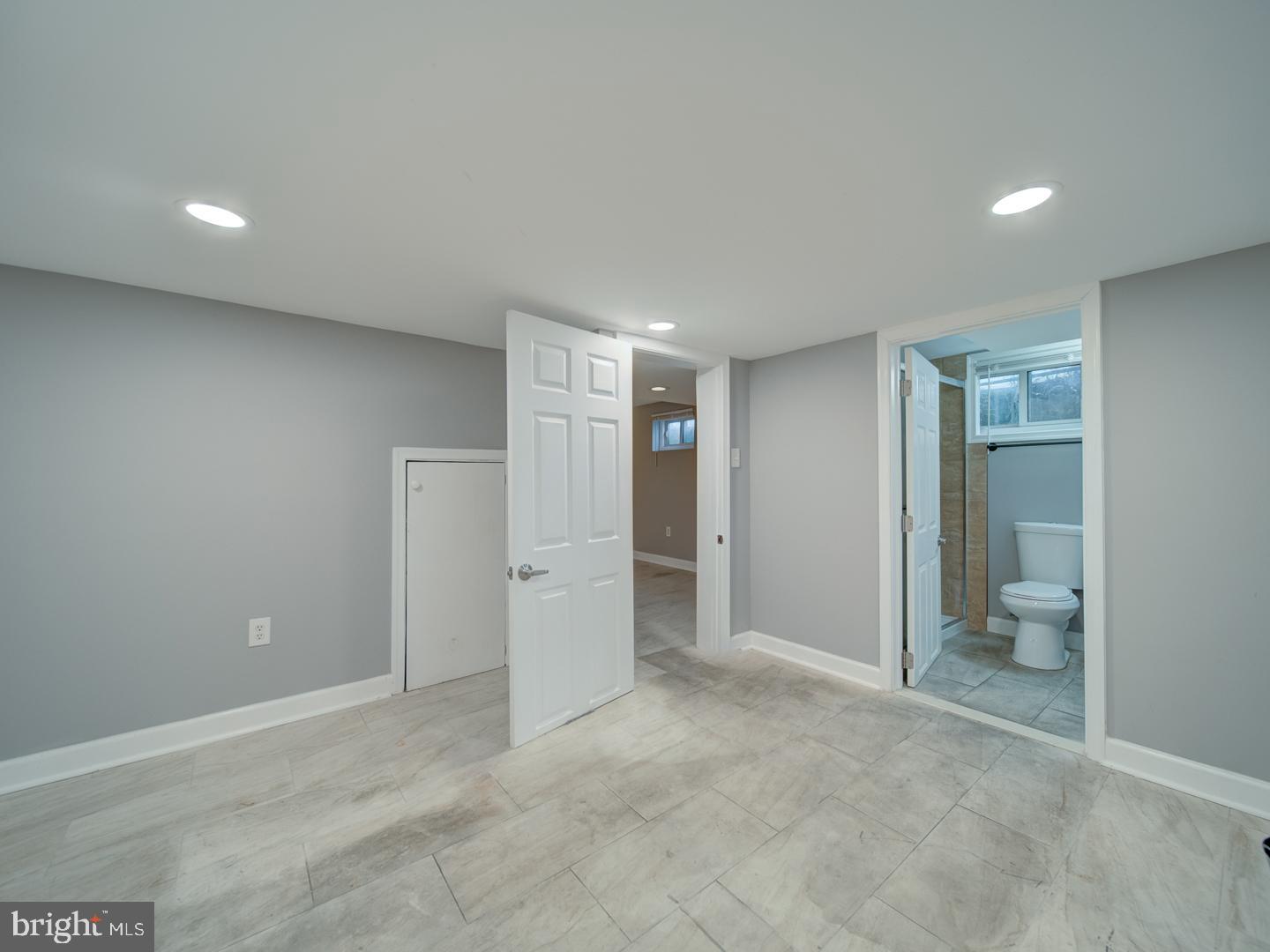 HILLCREST HEIGHTS - Residential
