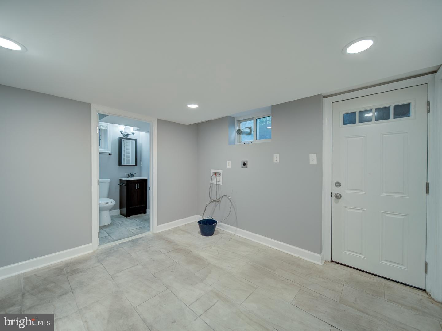 HILLCREST HEIGHTS - Residential