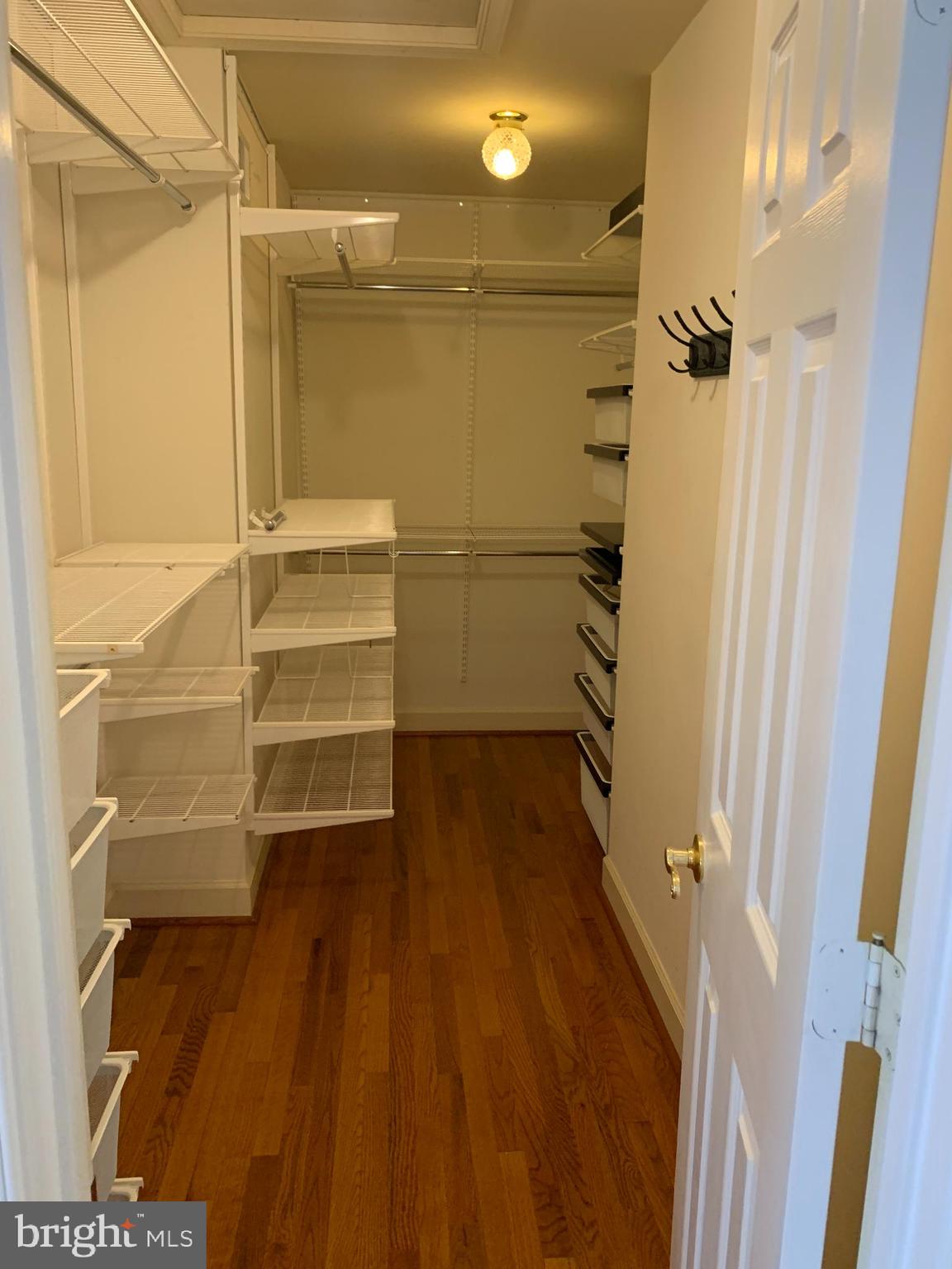 KENTLANDS - Residential Lease