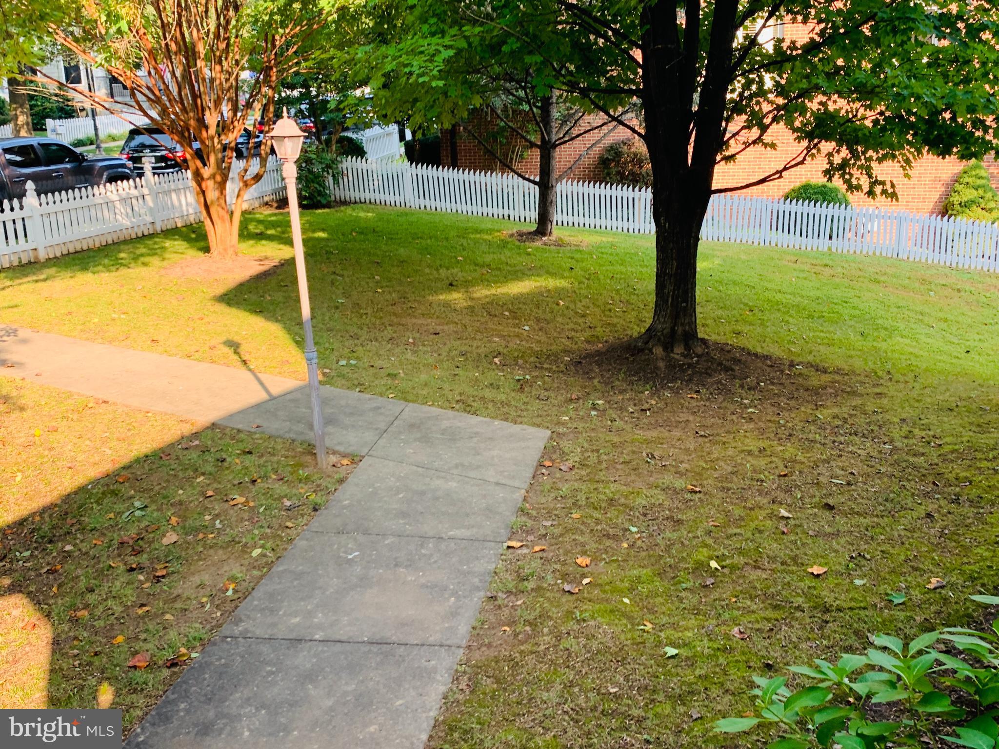 KENTLANDS - Residential Lease