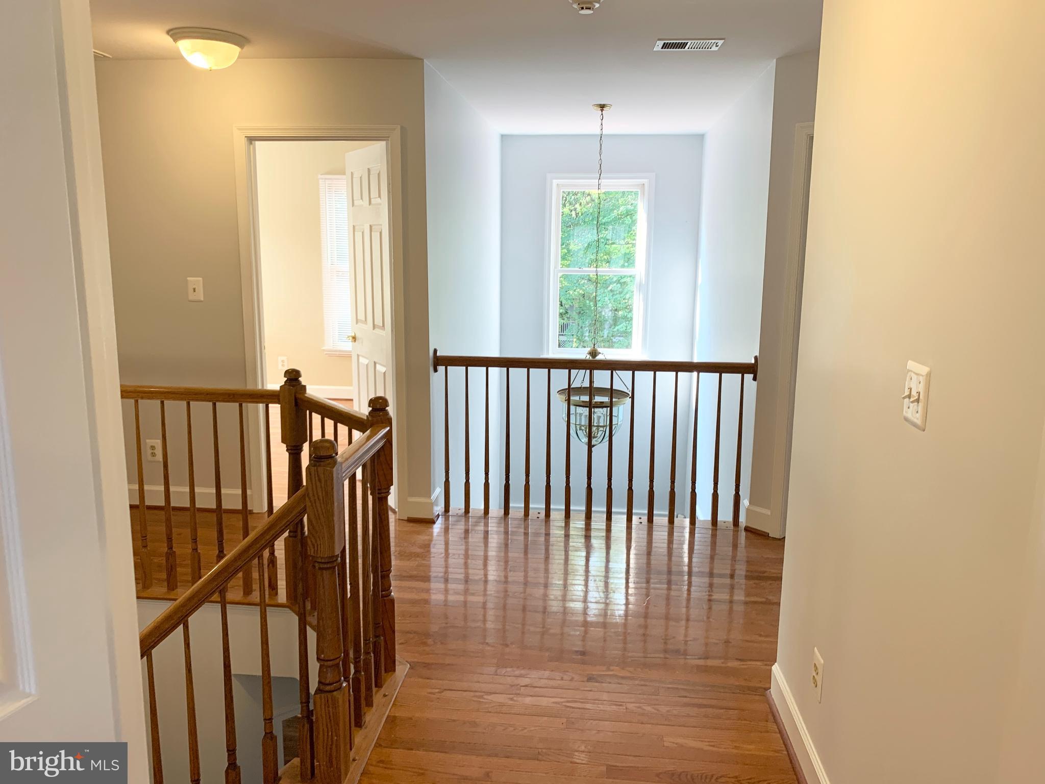 KENTLANDS - Residential Lease