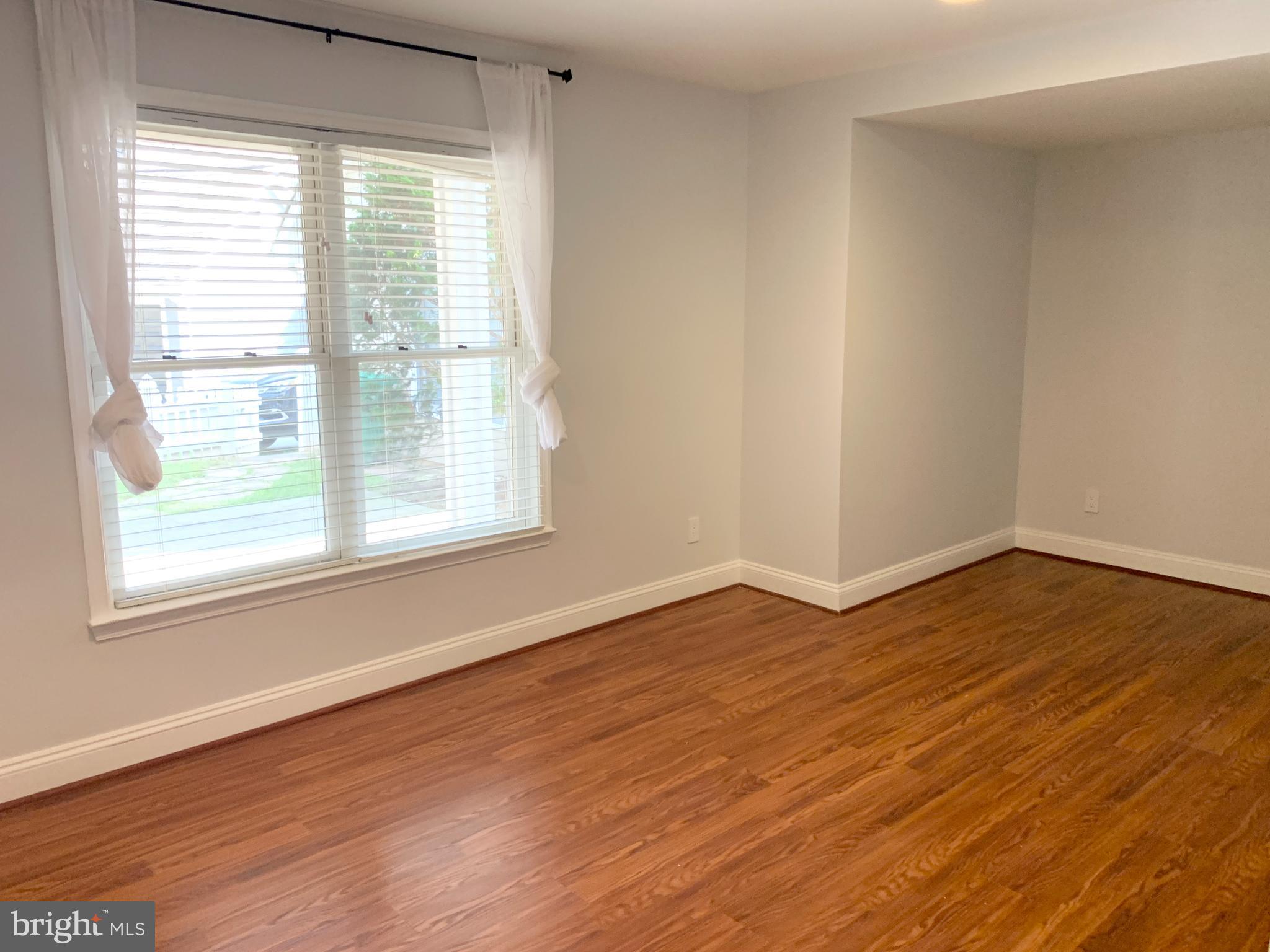 KENTLANDS - Residential Lease