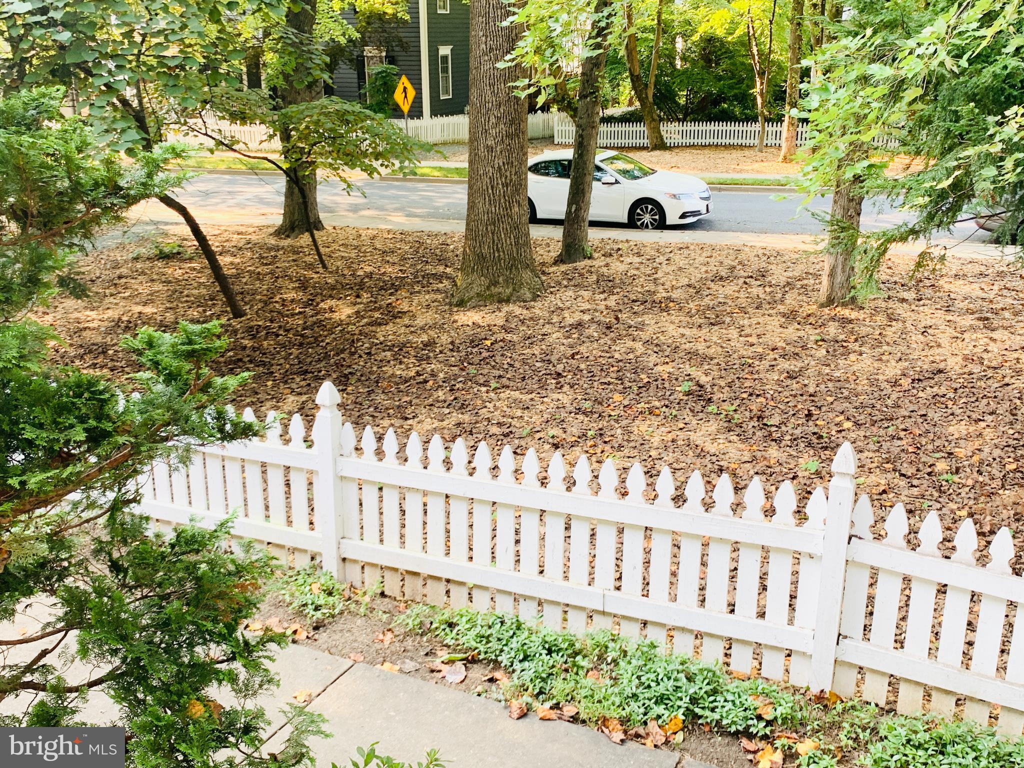 KENTLANDS - Residential Lease