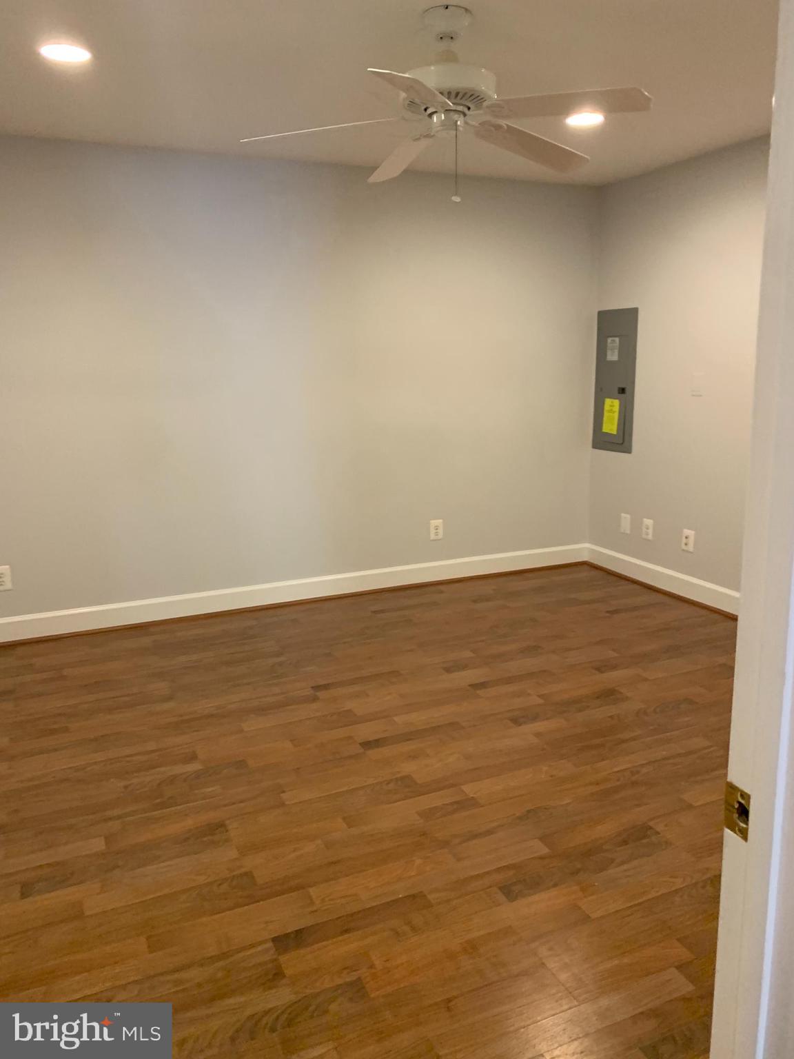 KENTLANDS - Residential Lease