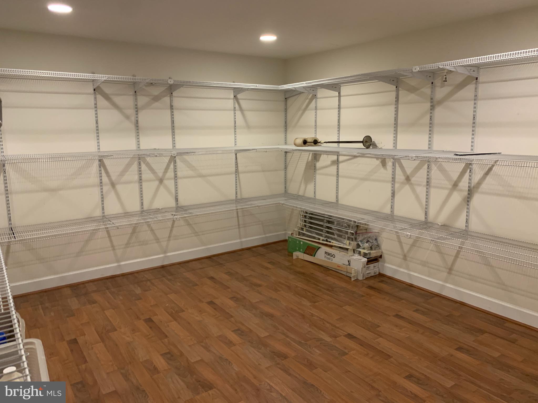 KENTLANDS - Residential Lease